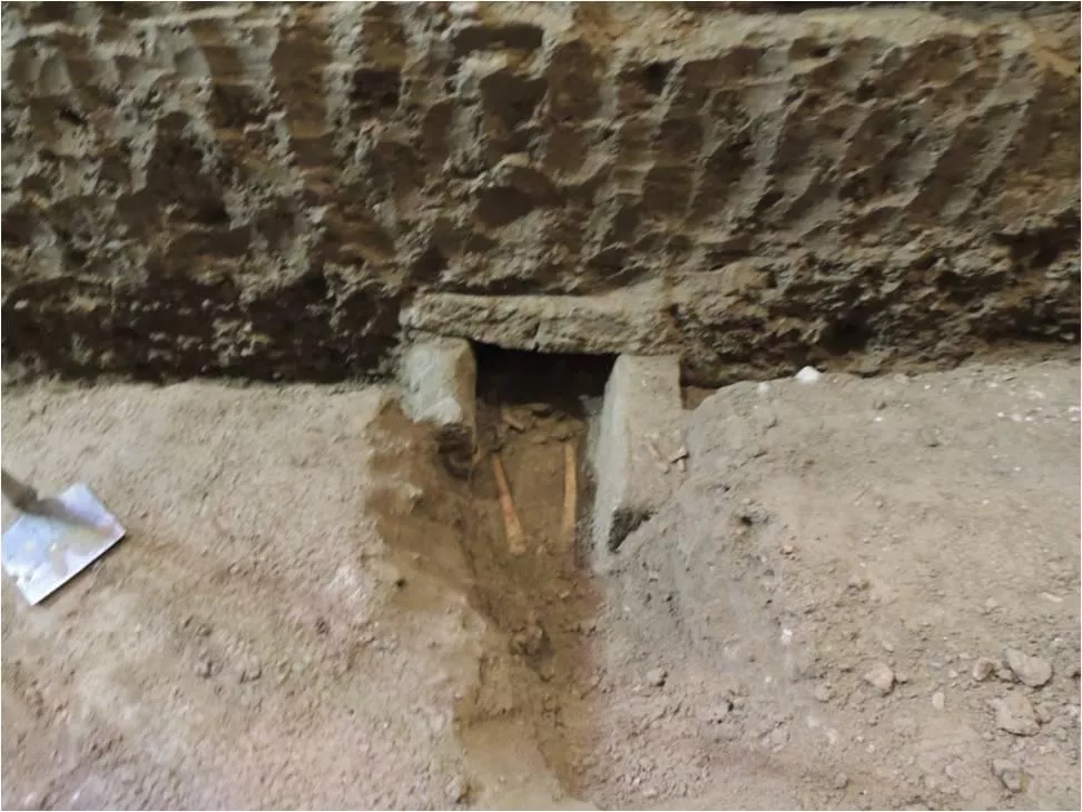 Imagen tomada durante los trabajos de excavación arqueológica en San Pedro el Viejo.