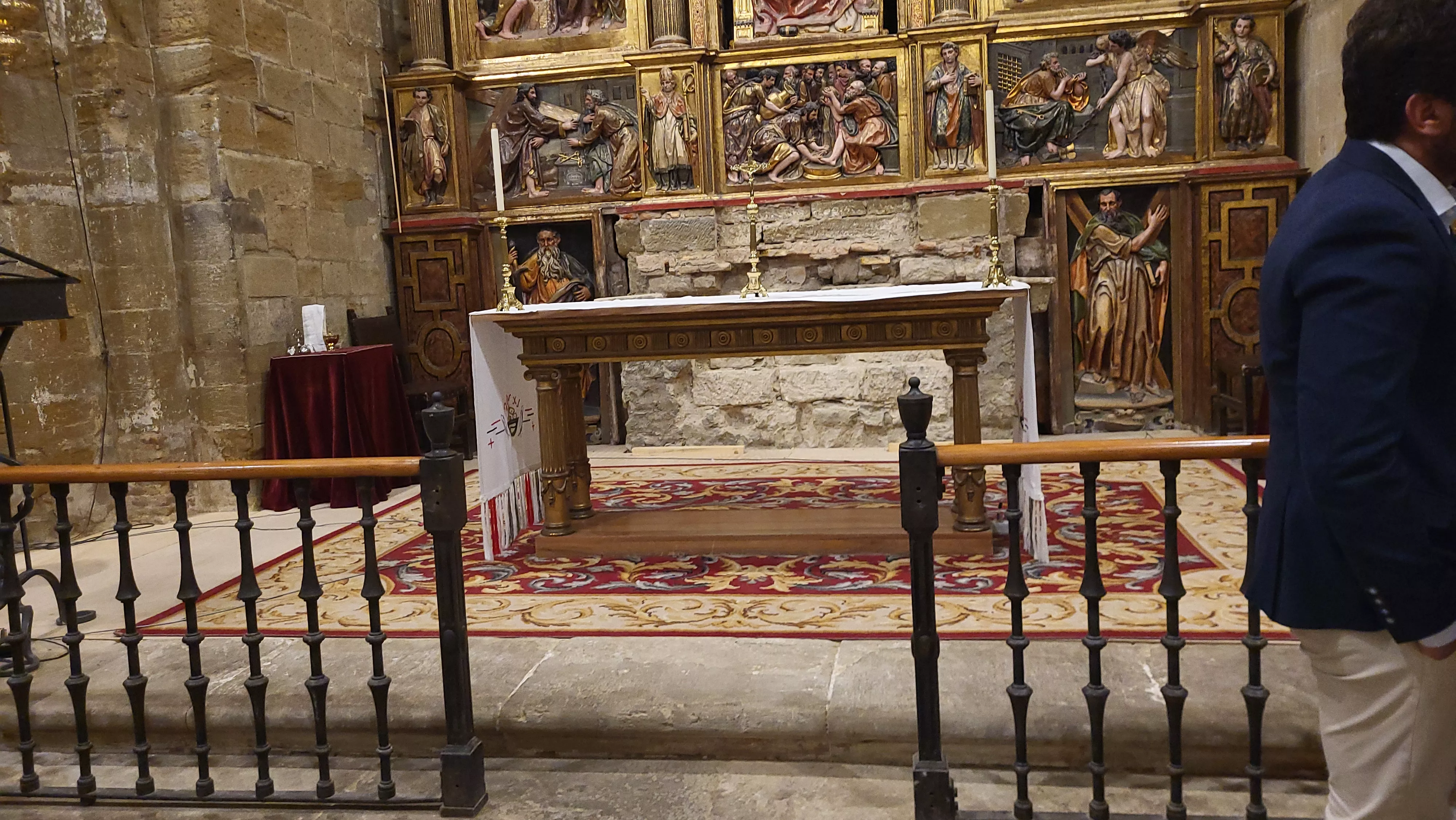 Presentación de los resultados de la excavación arqueológica en San Pedro el Viejo. Foto Mercedes Manterola