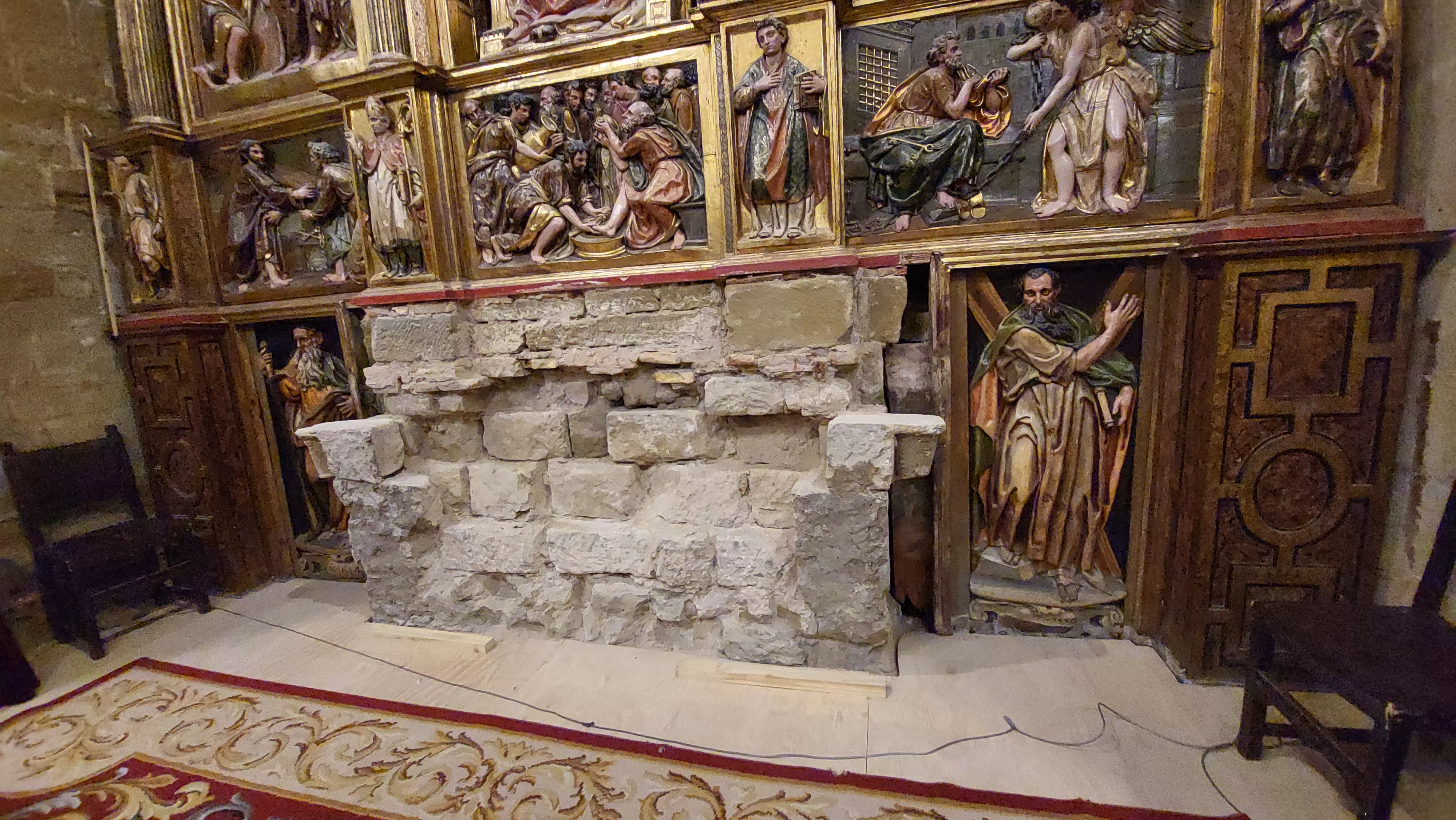 Presentación de los resultados de la excavación arqueológica en San Pedro el Viejo. Foto Mercedes Manterola