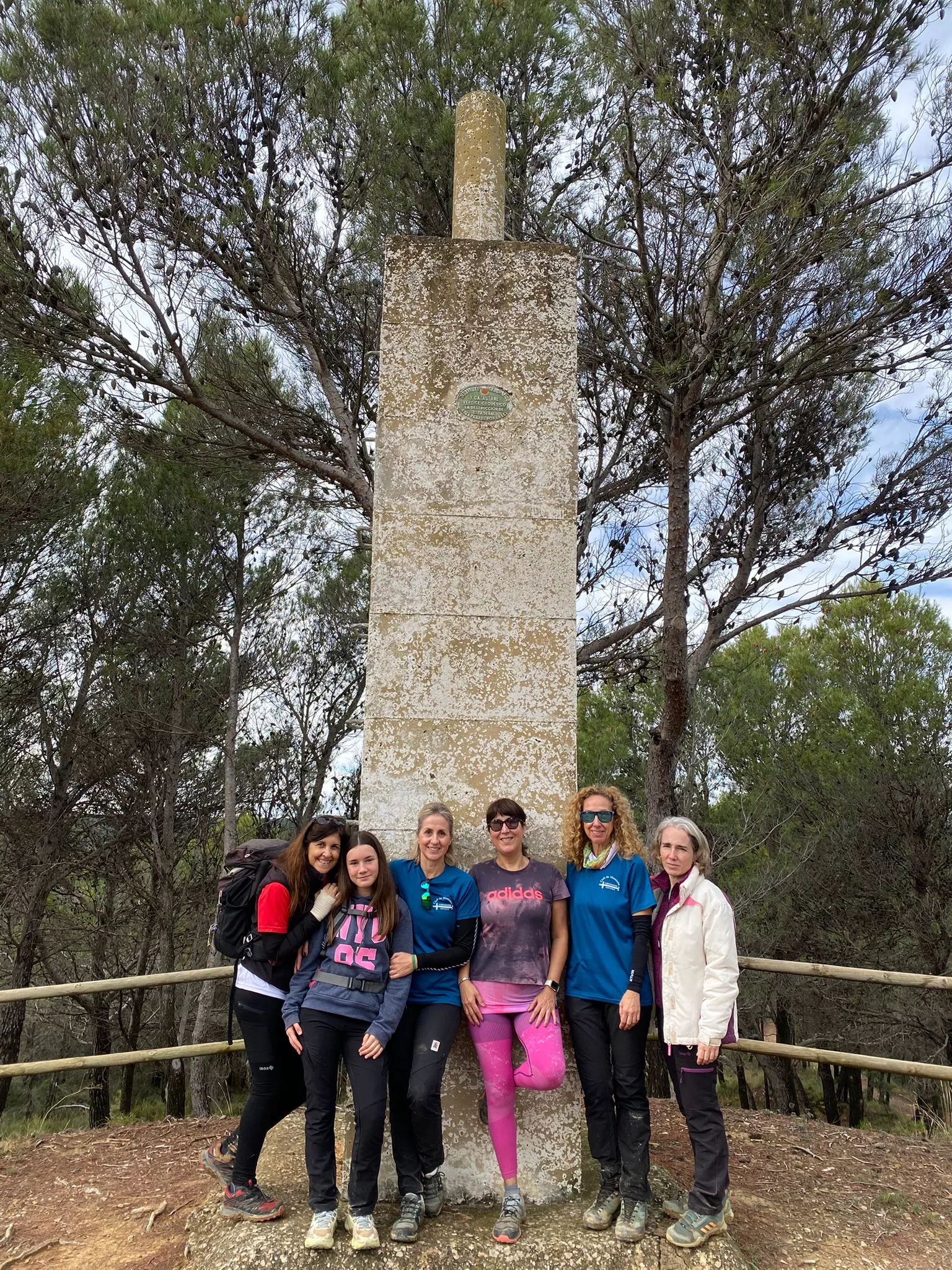 Javieres en el Reto de Santa Eulalia la Mayor y la cima de Santa Quiteria. Foto Juanlu Herrero