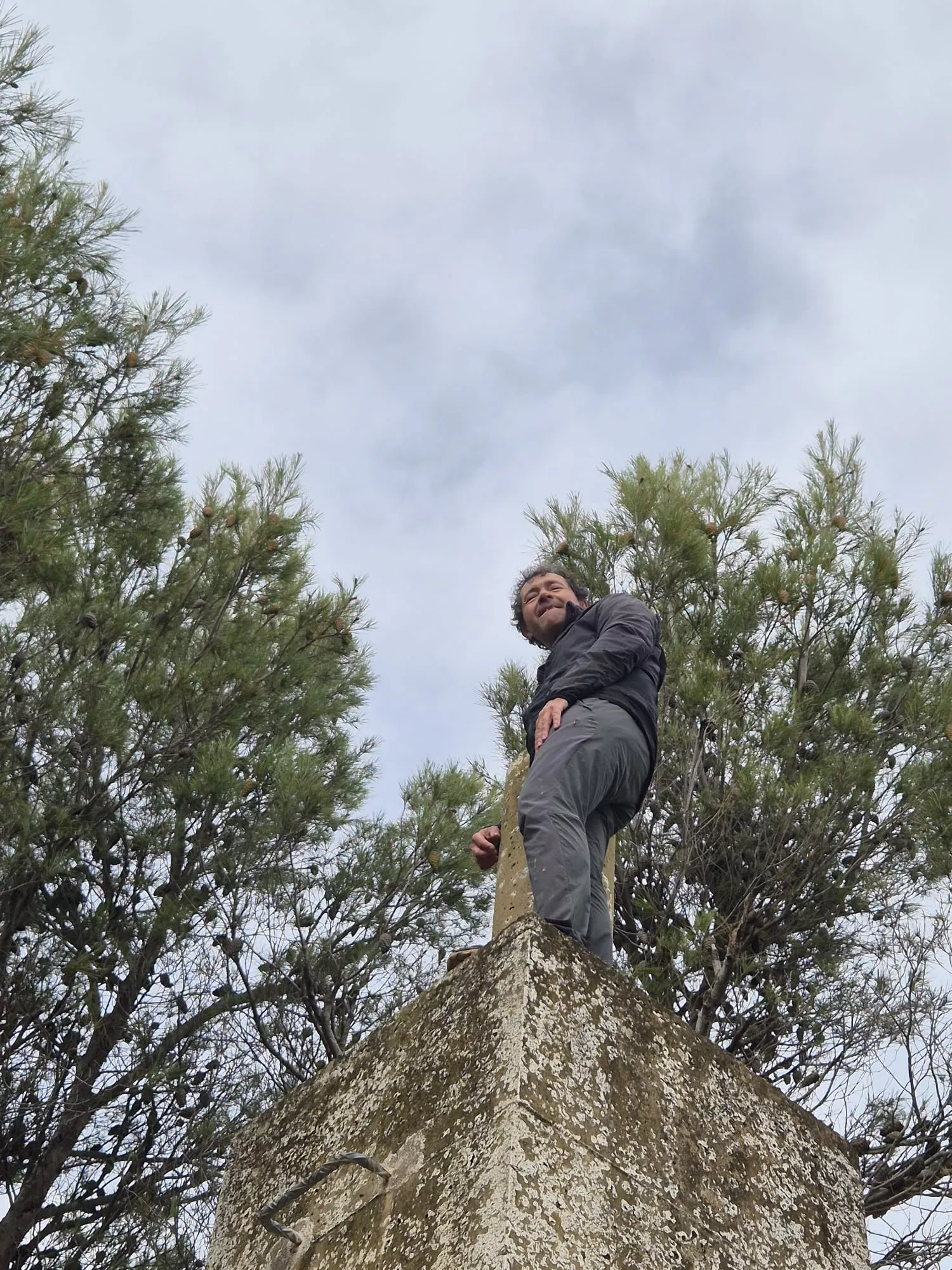 Javieres en el Reto de Santa Eulalia la Mayor y la cima de Santa Quiteria. Foto Juanlu Herrero