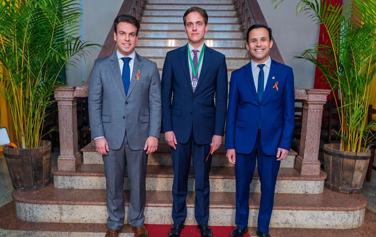 Ceremonia de entrega de la Medalla Dom Félix de Azara