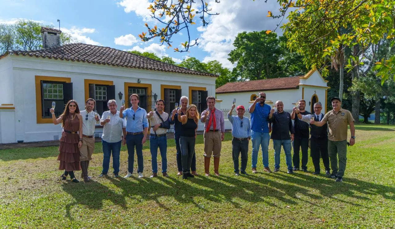 Cena oficial en el Lions Clube y visita a la región histórica del Batoví