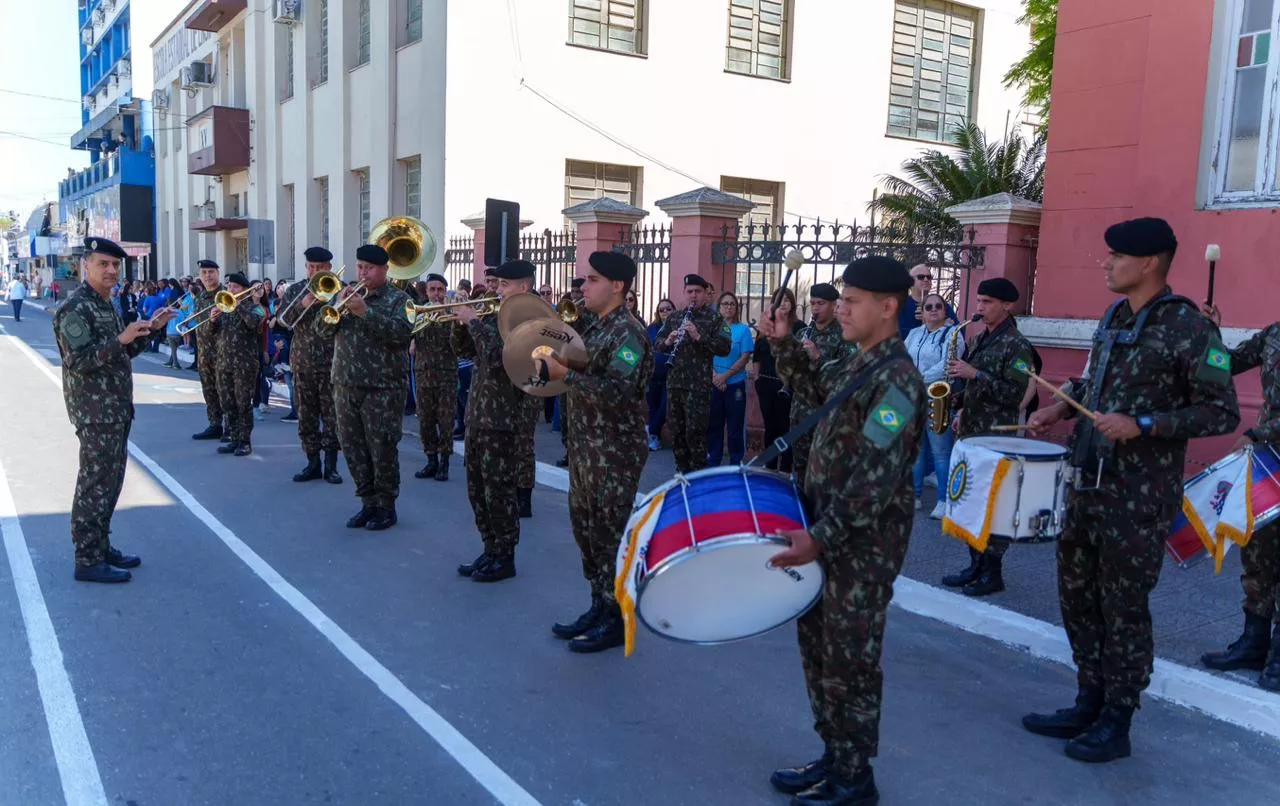  Desfile en homenaje a Félix de Azara.