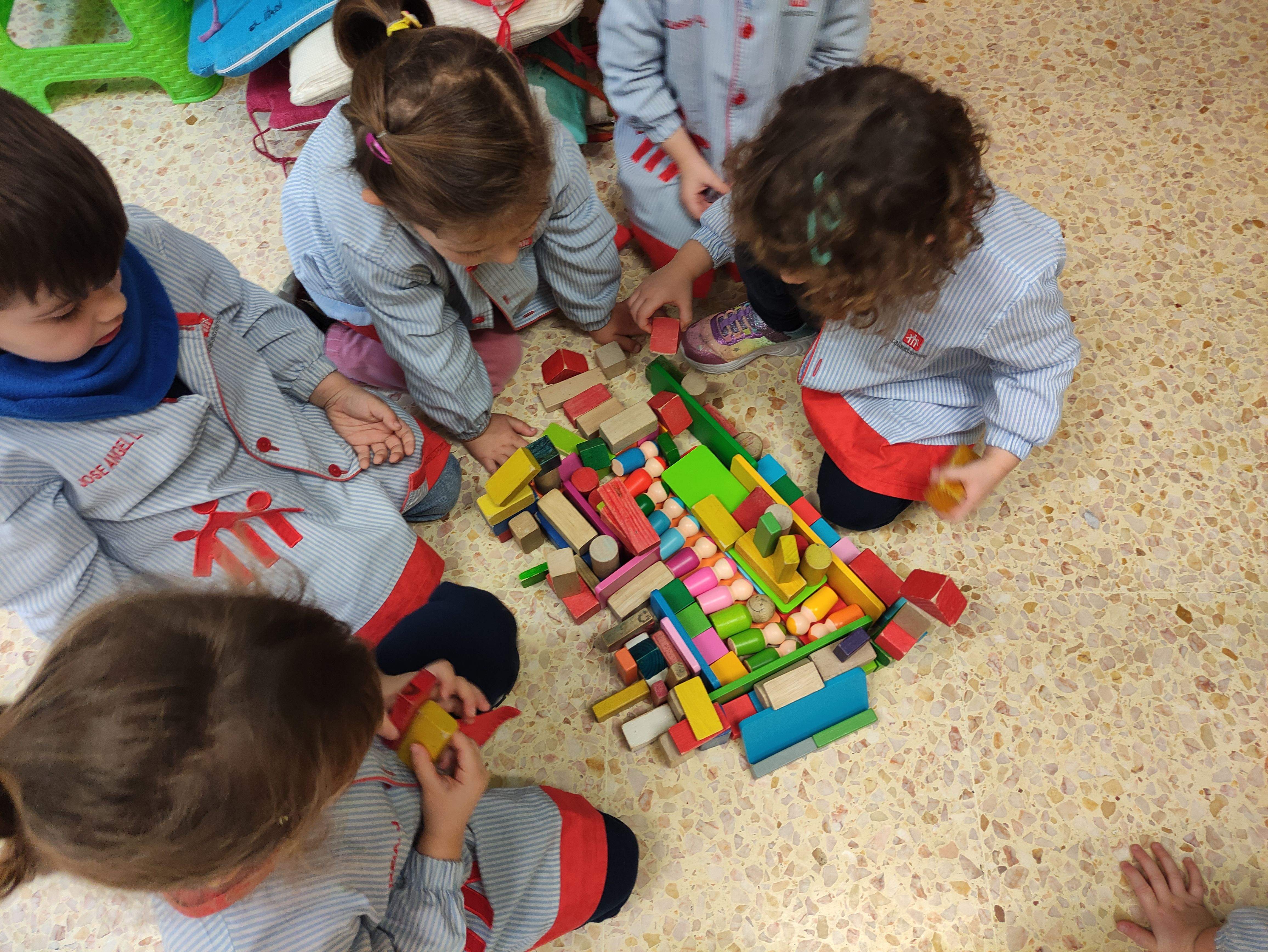 Habrá que preparar un castillo Habrá que preparar un castillo