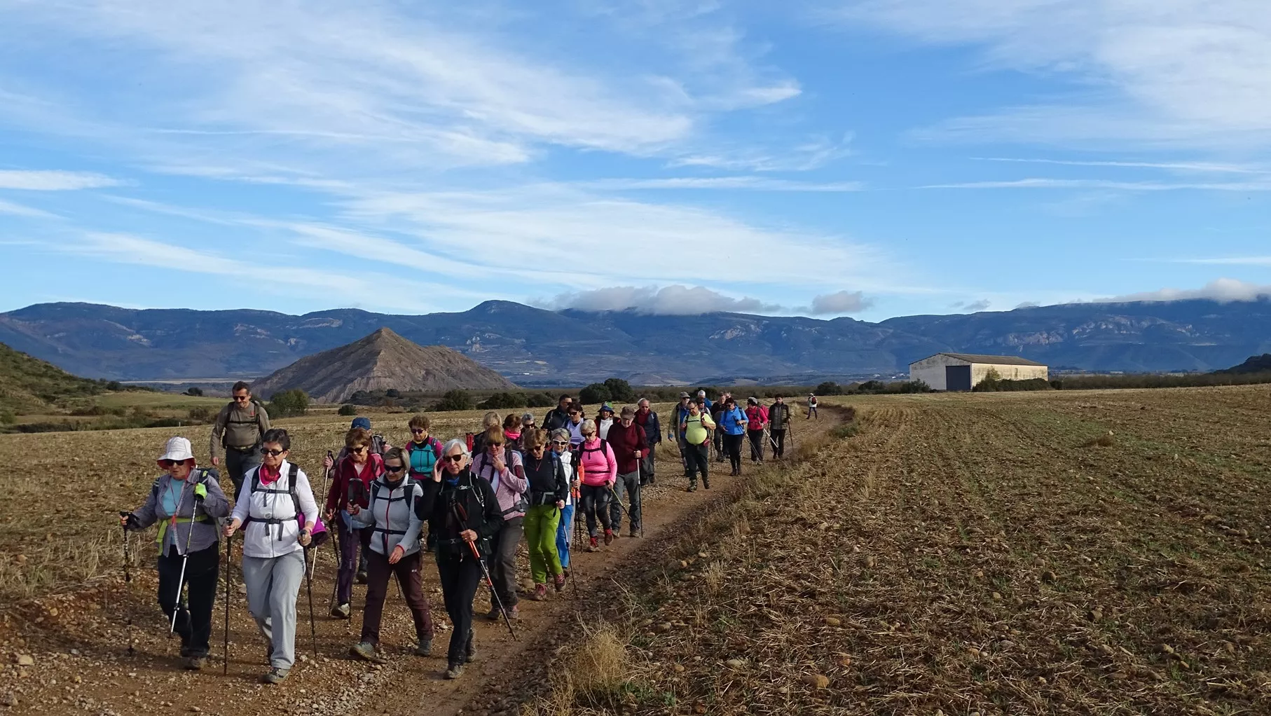 Explicaciones sobre el camino. Foto Alfredo Zazo