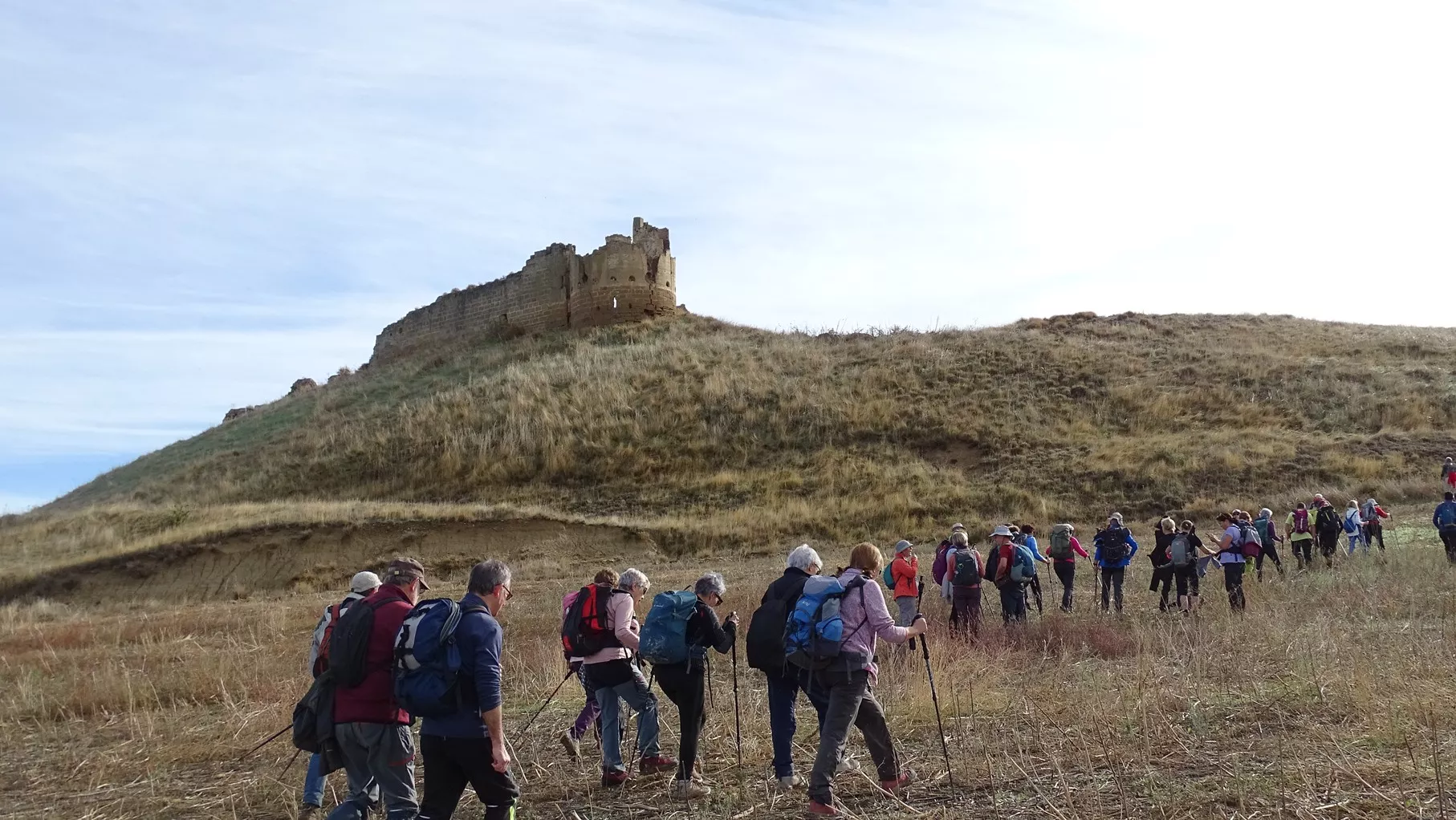 Hacia castillo Artasona. Foto Alfredo Zazo