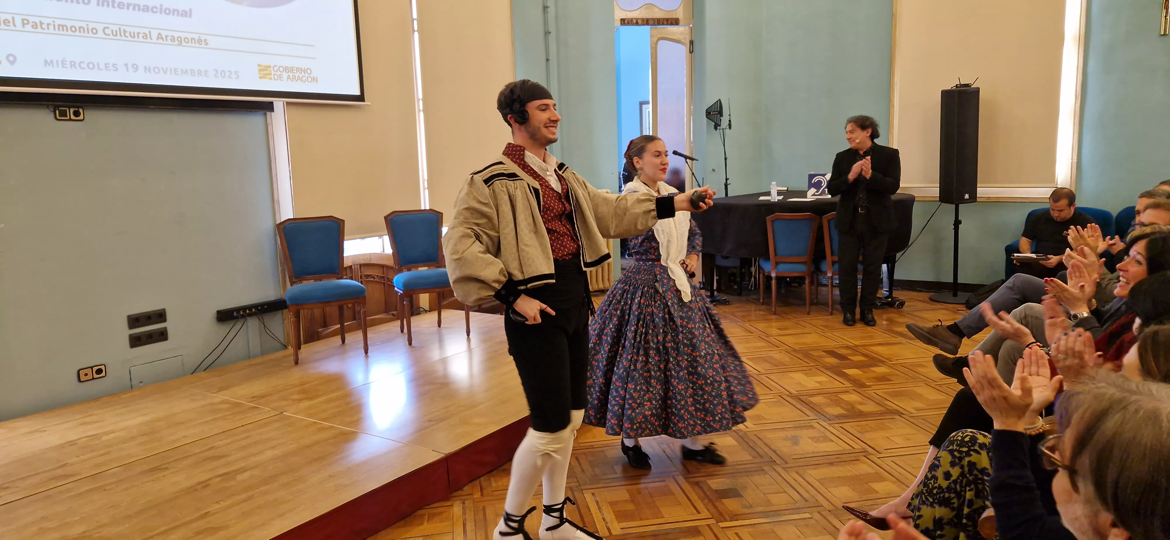 La jota también camina hacia la declaración de Patrimonio Inmaterial de la Humanidad. Foto Myriam Martínez