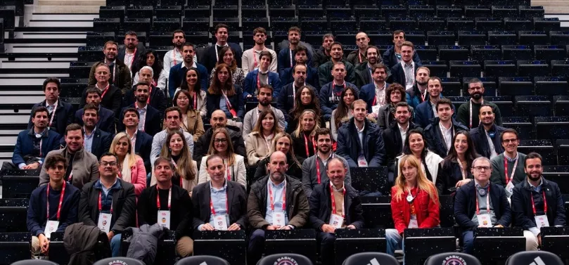 El Huesca, en París junto a los clubes de LaLiga
