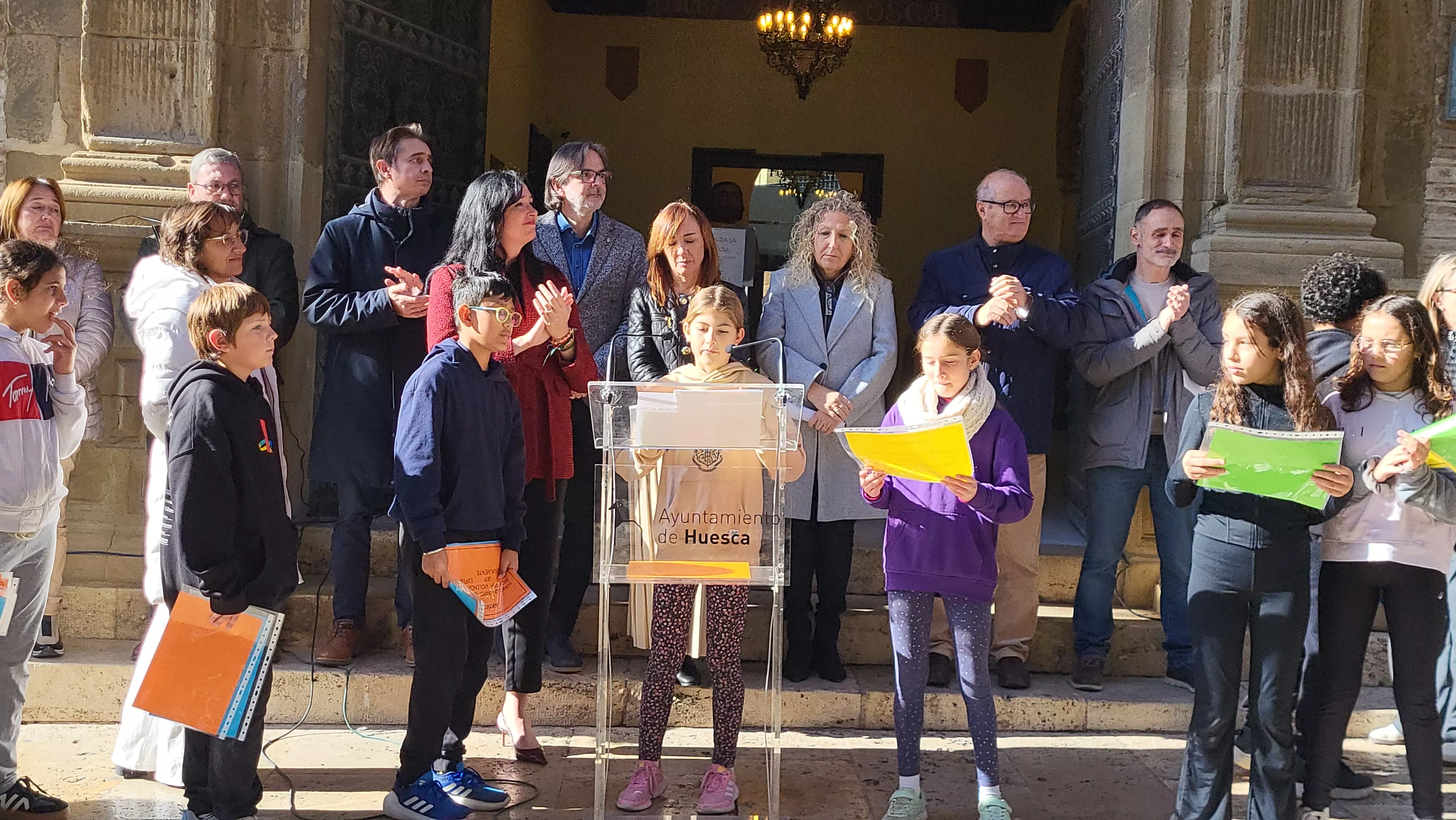 Celebración en Huesca del Día Internacional de los Derechos de la Infancia. Foto Mercedes Manterola
