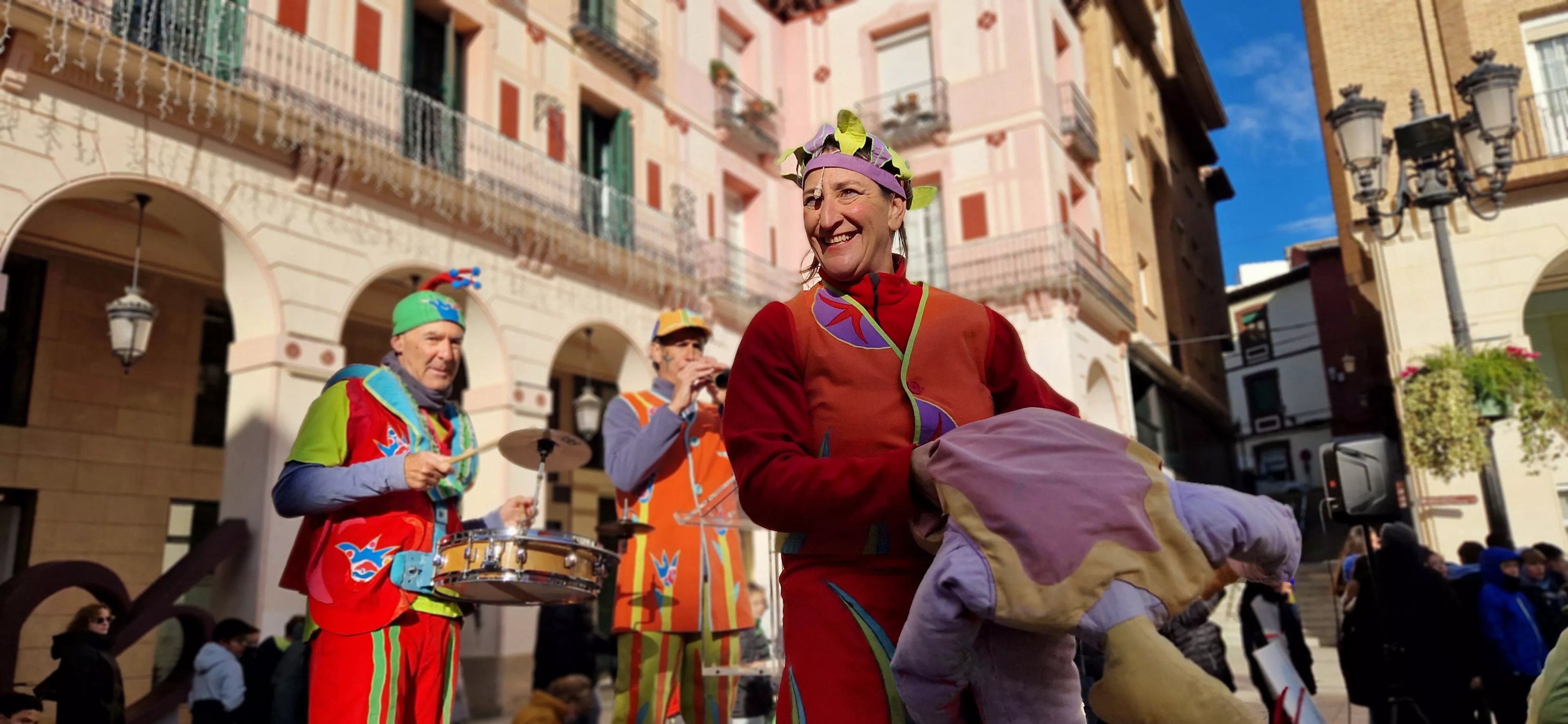 Celebración de la Convención de los Derechos del Niño en la plaza López Allué. Foto Myriam Martínez