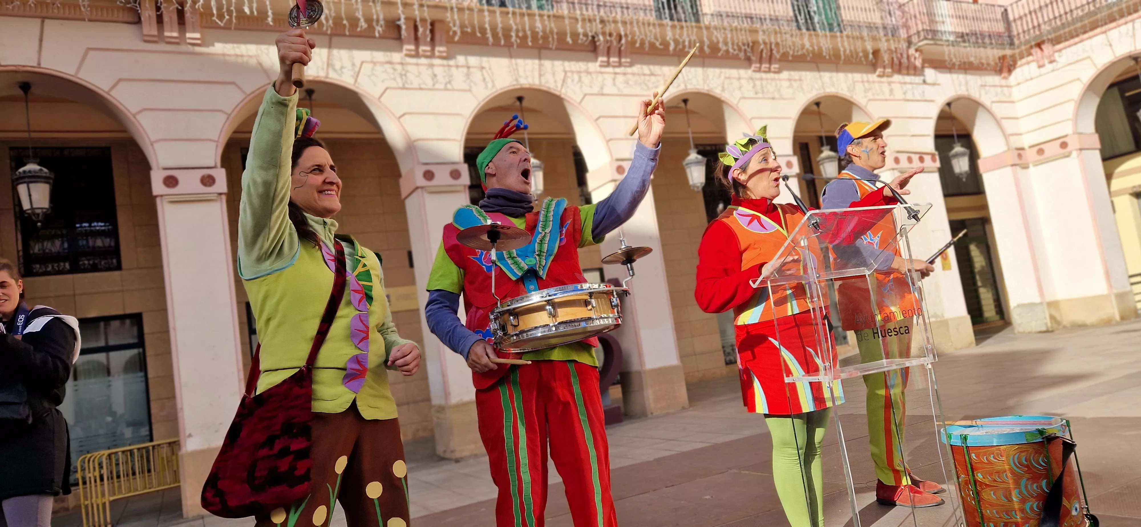 Celebración de la Convención de los Derechos del Niño en la plaza López Allué. Foto Myriam Martínez