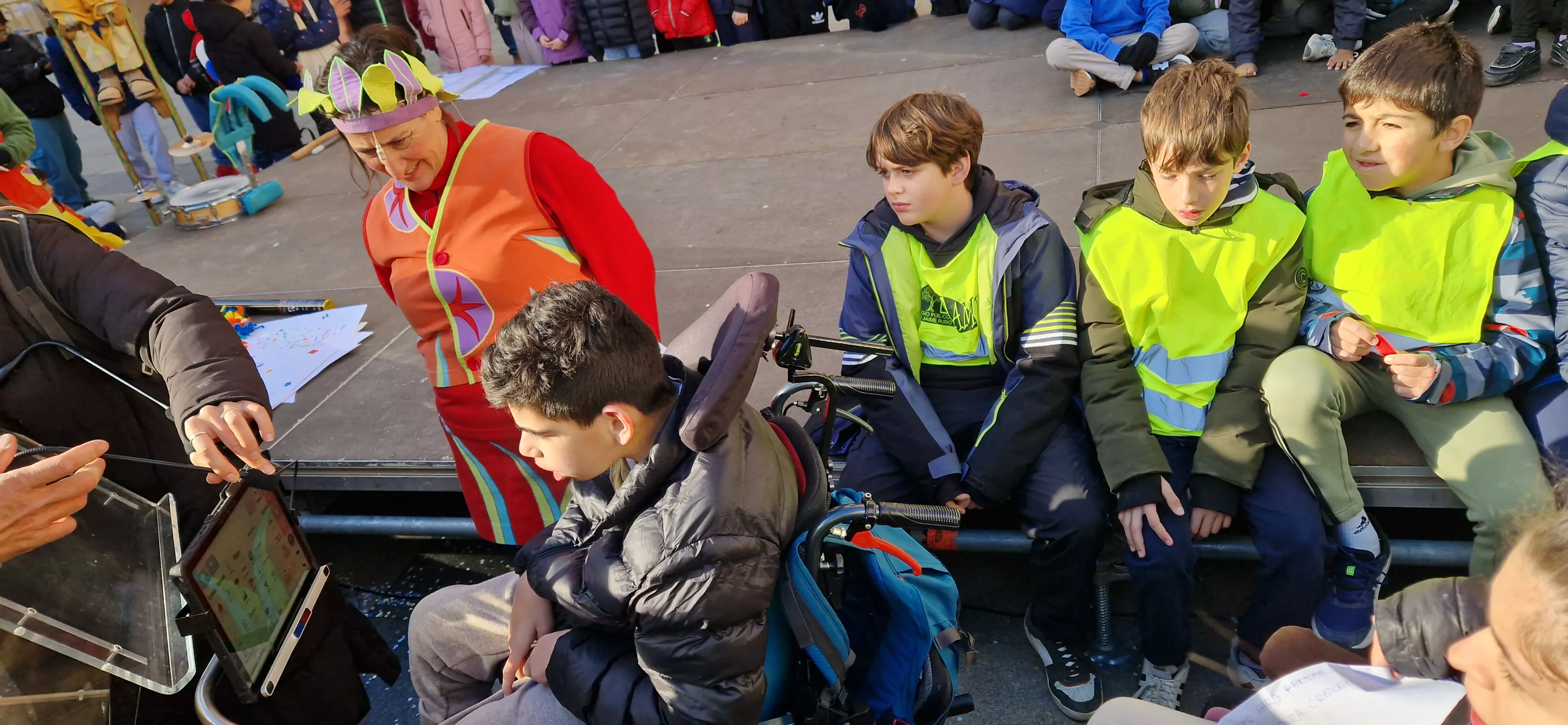 Celebración de la Convención de los Derechos del Niño en la plaza López Allué. Foto Myriam Martínez