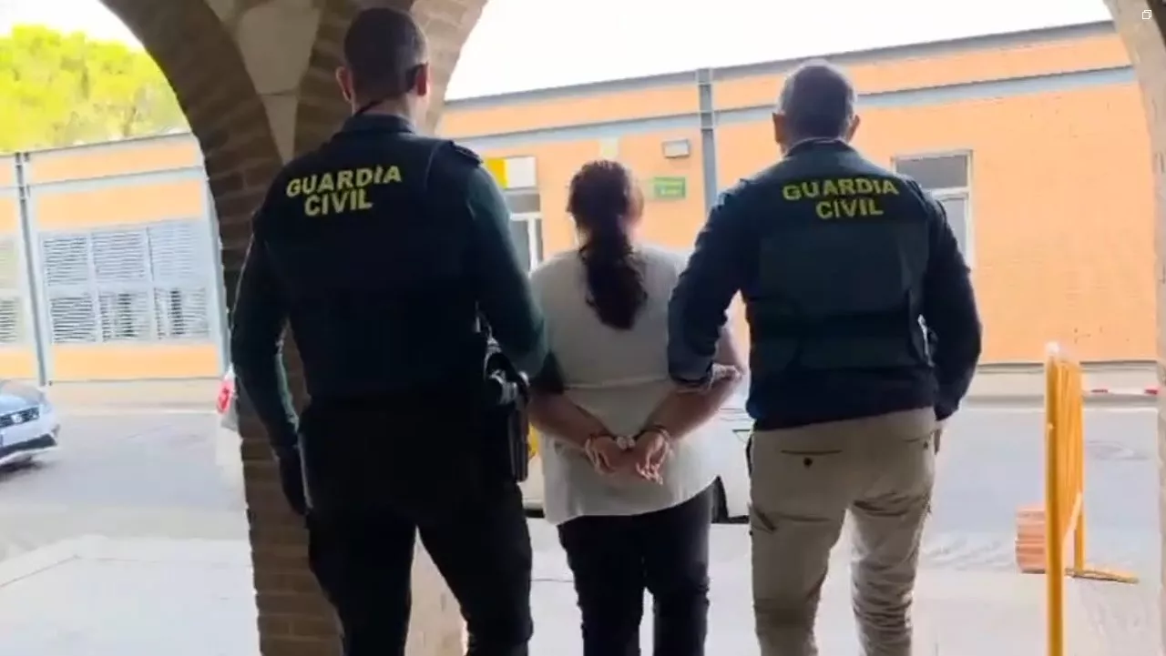 Una detenida por la Guardia Civil dentro de la Operación Hurti del abrazo cariñoso