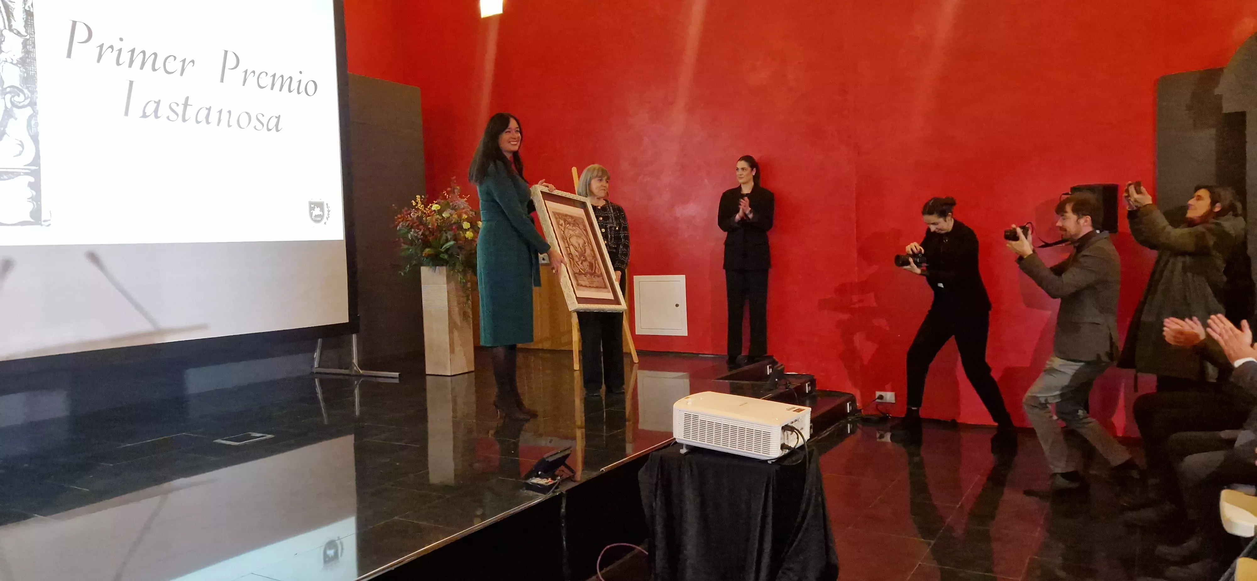 Entrega del Premio Lastanosa a María José Arbués. Foto Myriam Martínez