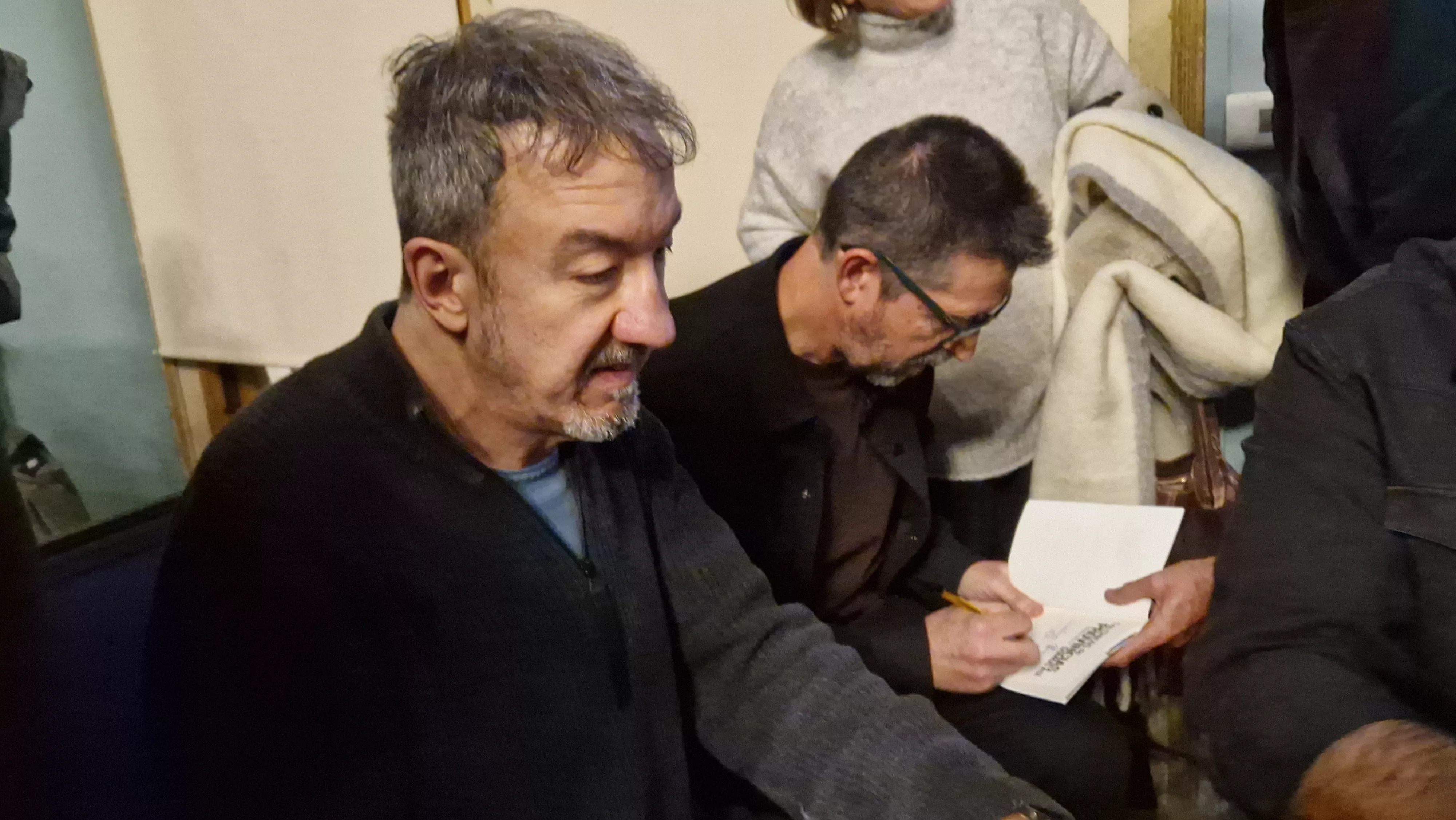 Presentación de "Los chicos de provincias somos así" de Miguel Mena sobre Los Mestizos. Foto Myriam Martínez