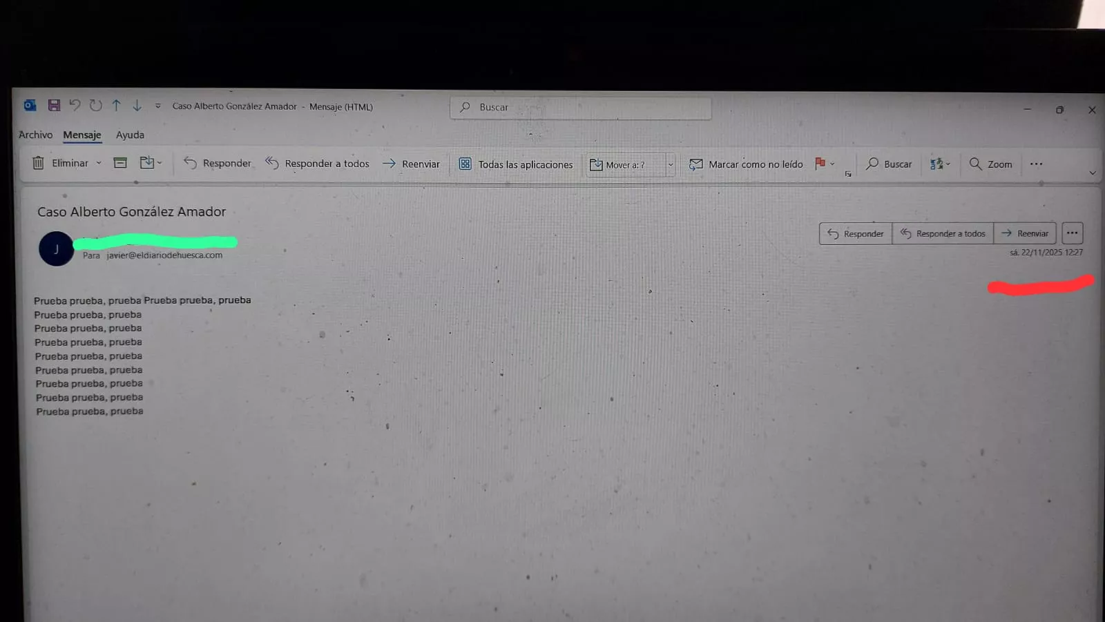 Una recreación de un correo sin datos personales