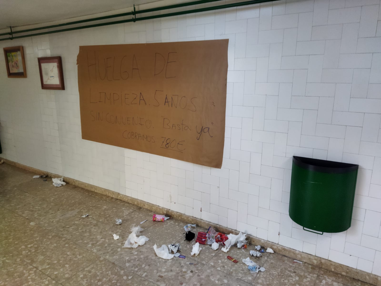 Efectos de la huelga de limpieza en el IES Pirámide y la Facultad de Ciencias de la Educación