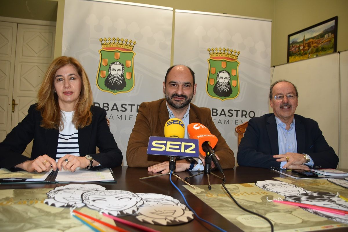 Belinda Pallás, Fernando Torres y José Antonio Pérez en la presentación de la Feria de la Candelera 2023