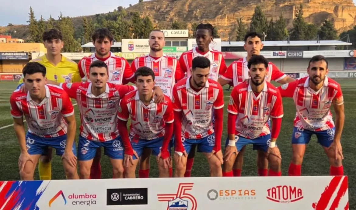 El Atlético Monzón golea y se coloca en lo más alto (3-0)