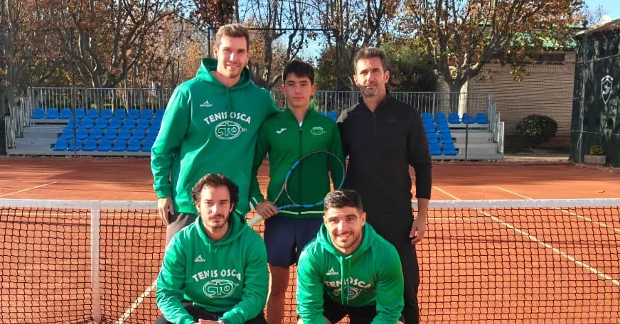 Toño Bueno, Borja Peña, Pablo Camarón, Javier Giraldo y Daniel Lázaro. Toño Bueno, Borja Peña, Pablo Camarón, Javier Giraldo y Daniel Lázaro.