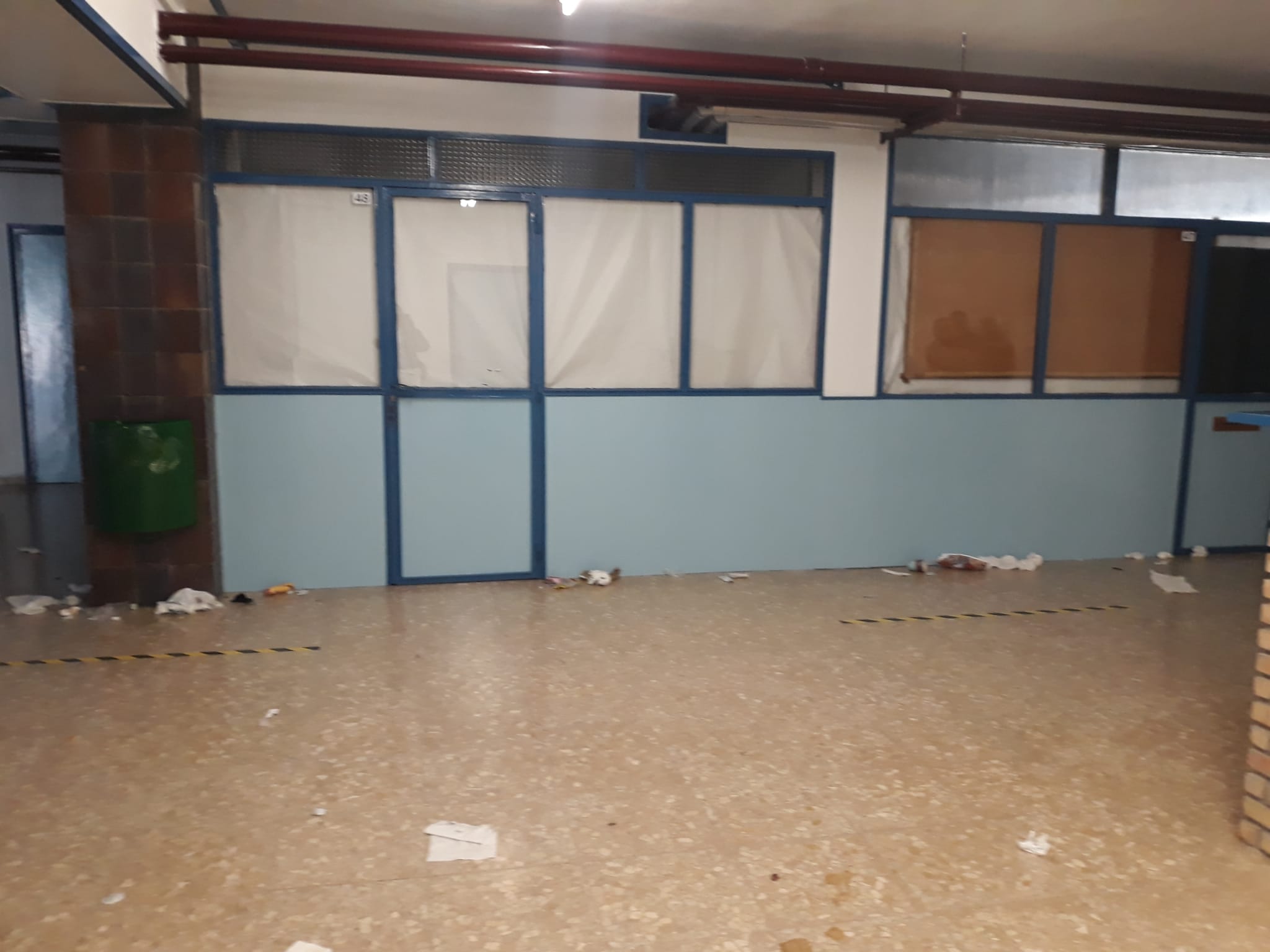 Suciedad en el IES Pirámide de Huesca