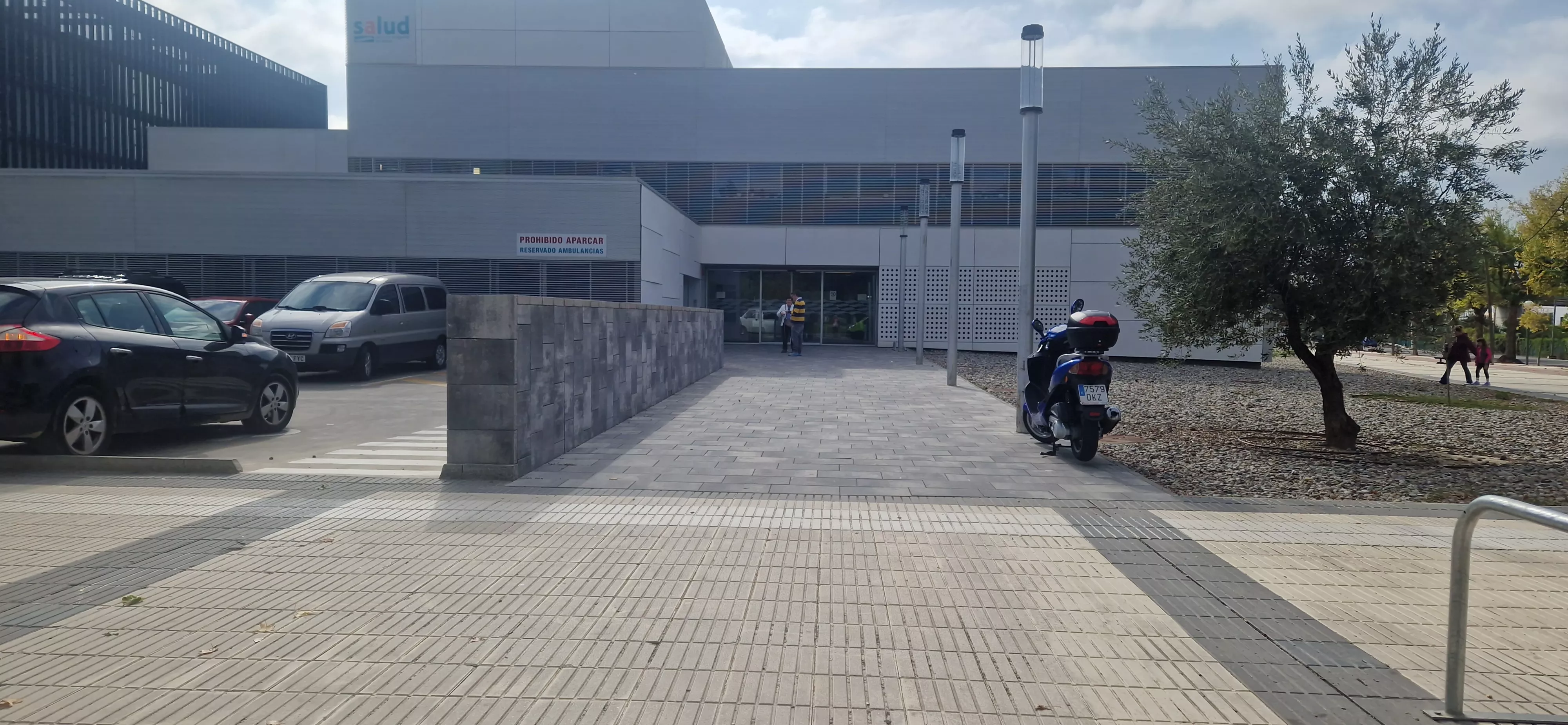 Centro de Salud Los Olivos de Huesca. Foto Myriam Martínez