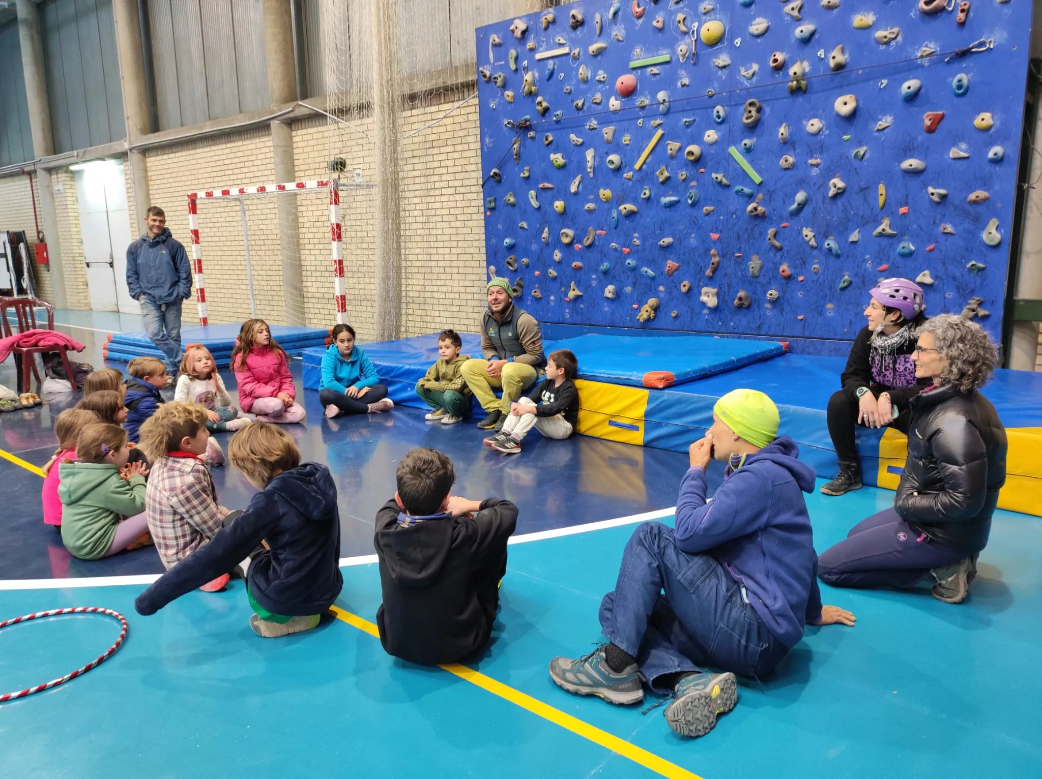 Escalada infantil 11 25 1 CMNabain Escalada infantil 11 25 1 CMNabain