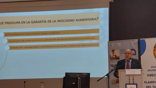 Profesor Antonio Herrera