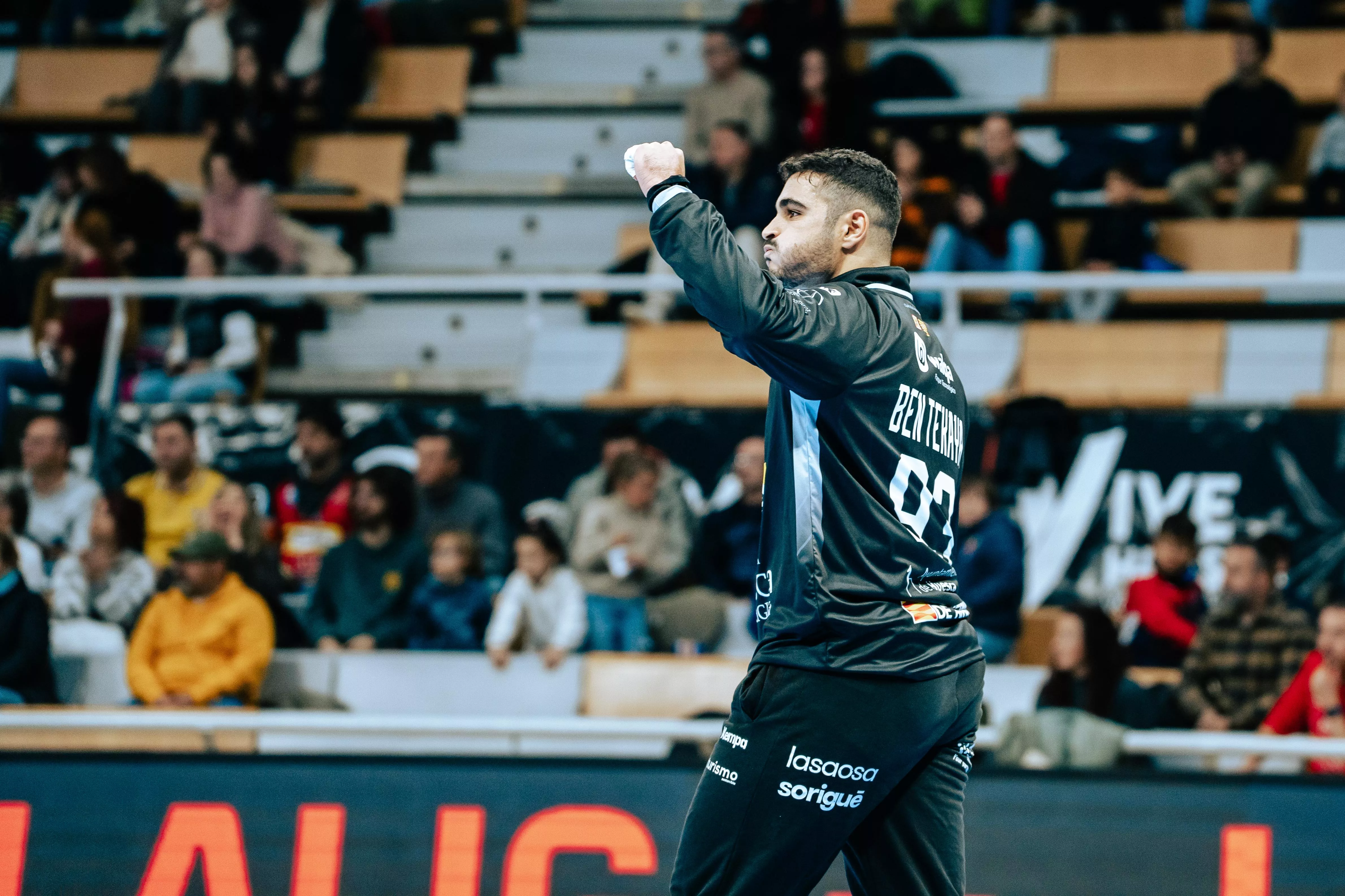 Fradj Ben Tekaya renueva por el Huesca