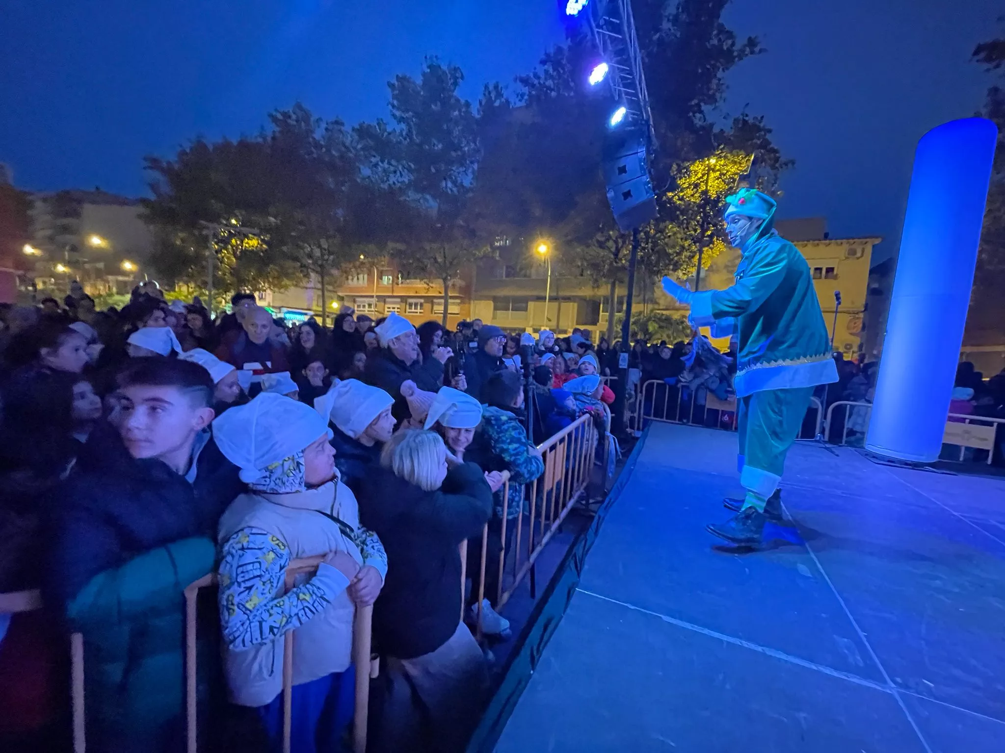 Encendido alumbrado este viernes en Fraga.