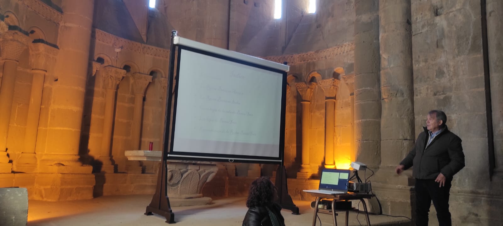 Presentación del libro Berta, Reina de los Mallos, en la Iglesia de Agüero 