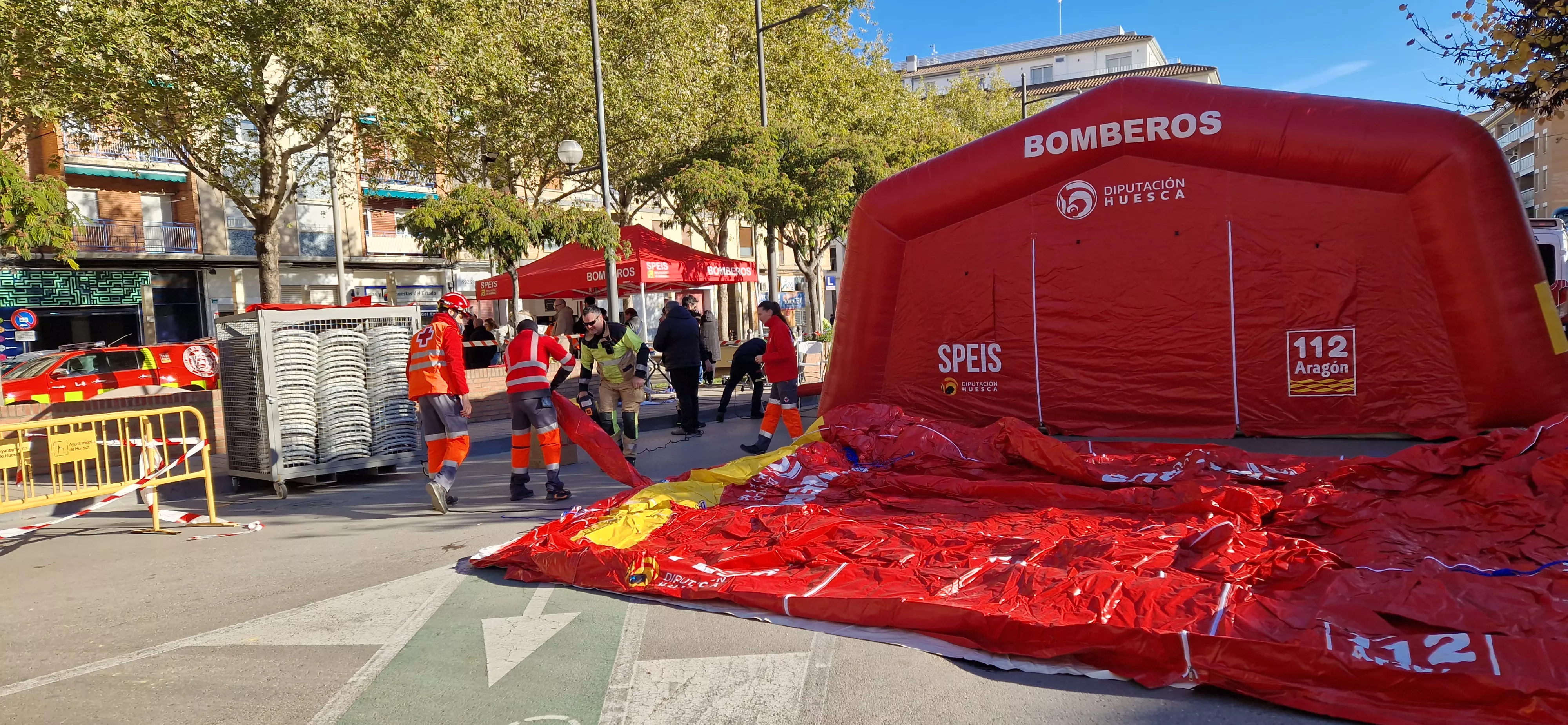 Plaza Santa Clara de Huesca al día siguiente del desalojo. Foto Myriam Martínez