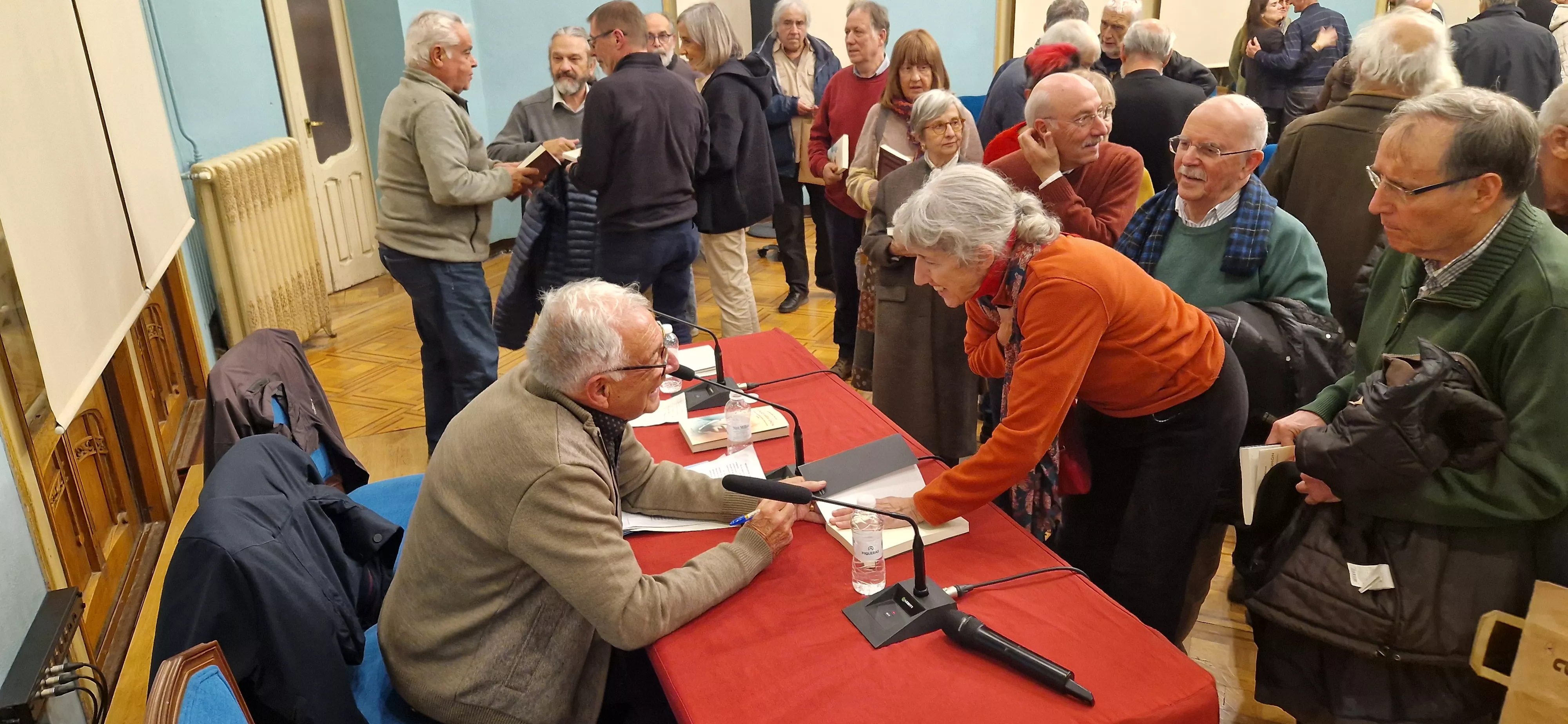Presentación del libro Venancio Sarría Simón de José María Azpíroz. Foto Myriam Martínez