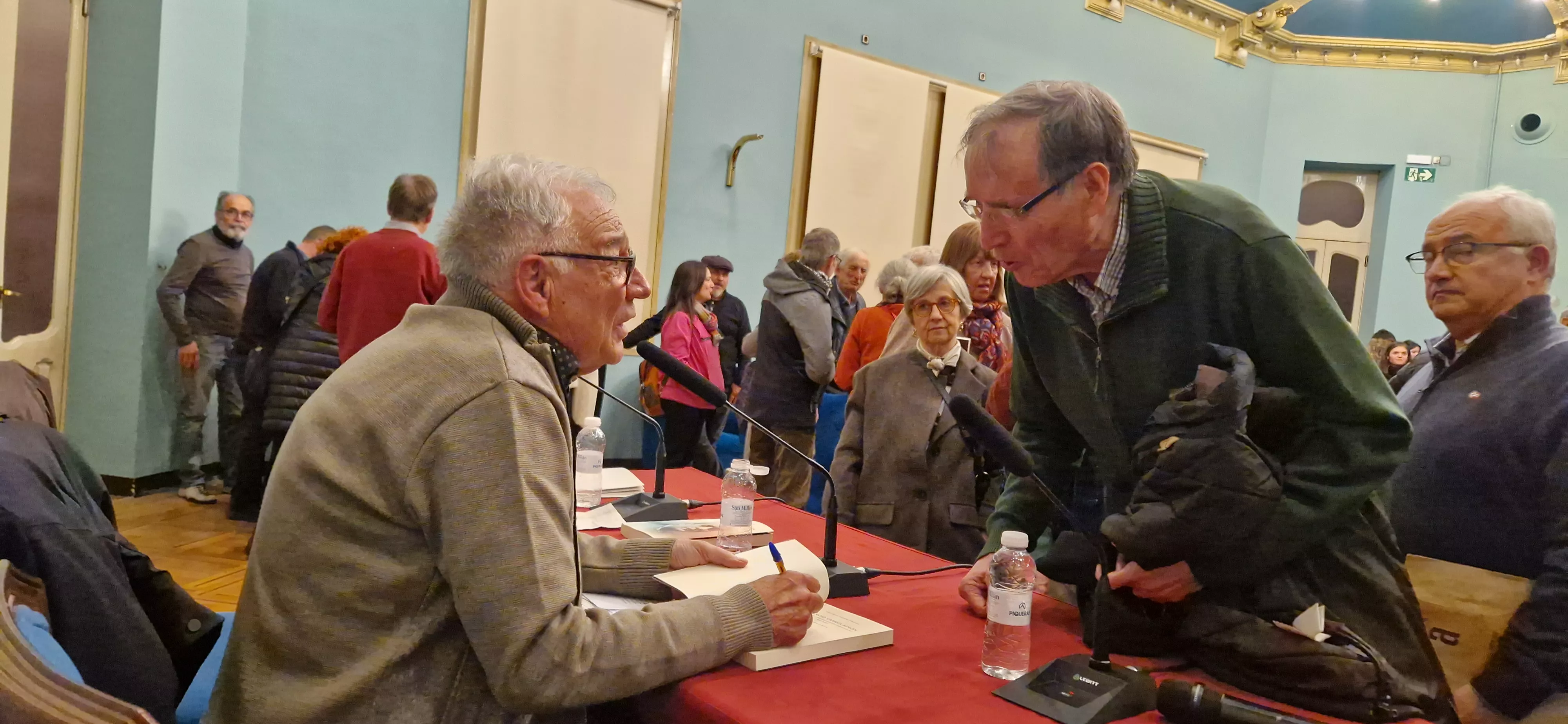 Presentación del libro Venancio Sarría Simón de José María Azpíroz. Foto Myriam Martínez