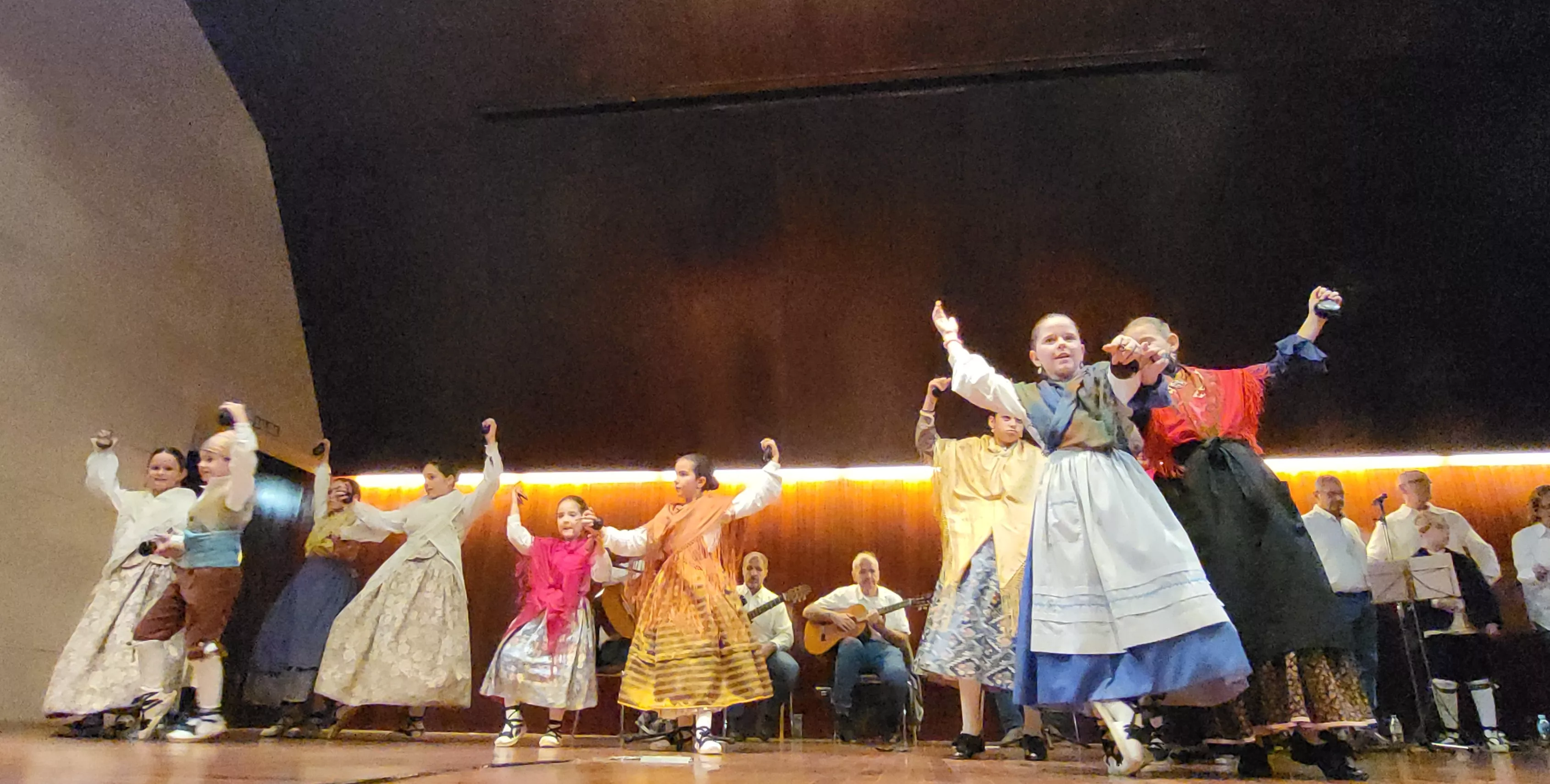 Estirpe de Aragonia celebra las fiestas por la Virgen de Loreto. Foto Mercedes Manterola