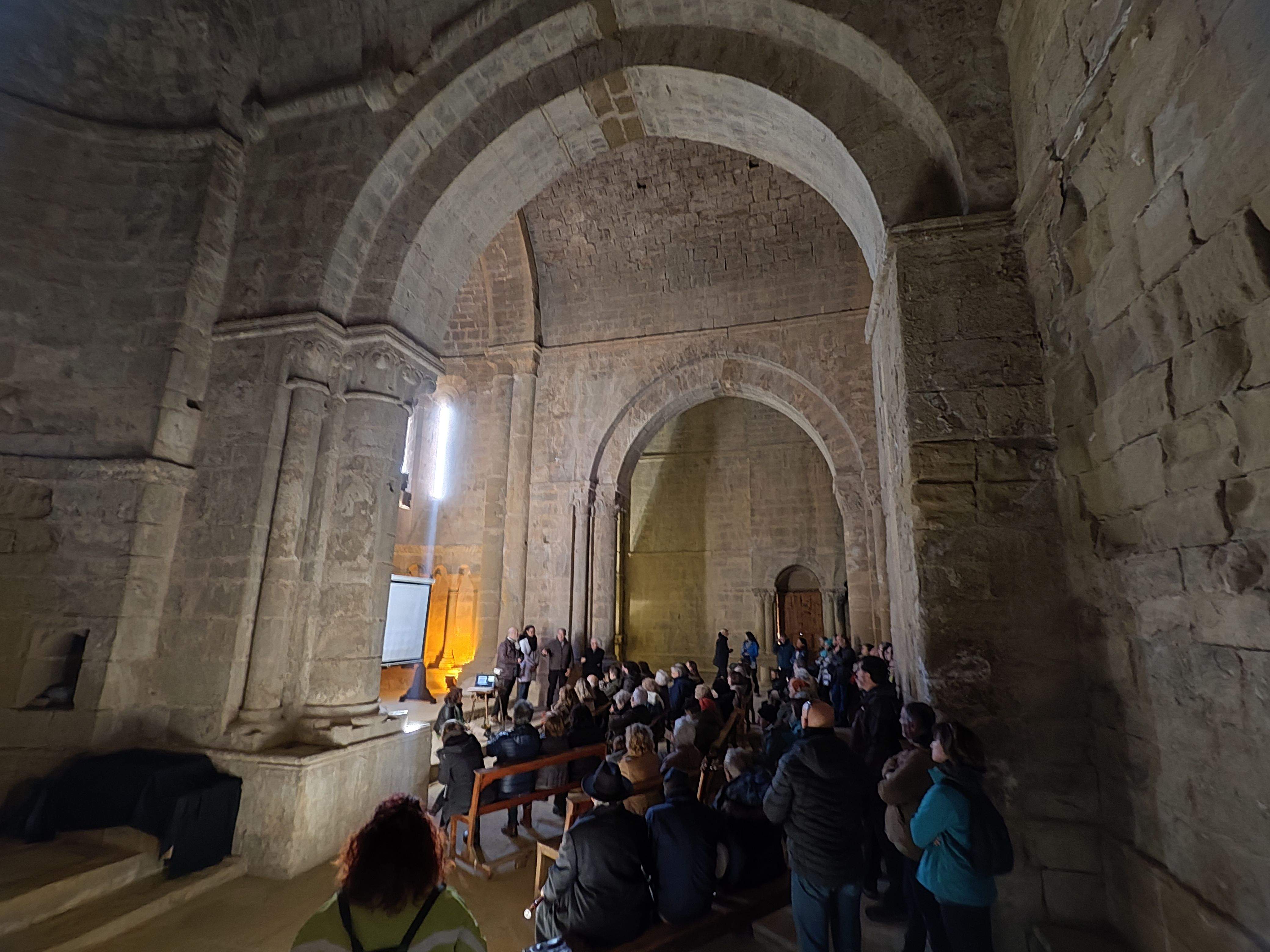 Presentación del libro Berta, Reina de los Mallos, en la Iglesia de Agüero 