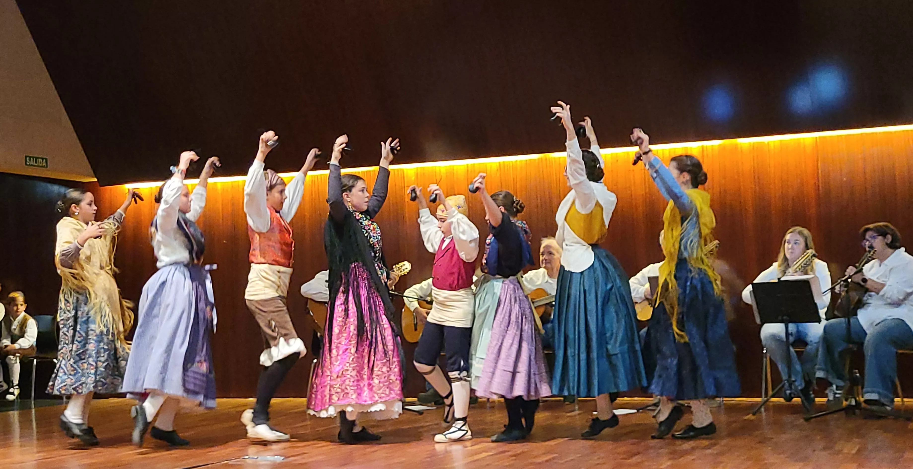 Estirpe de Aragonia celebra las fiestas por la Virgen de Loreto. Foto Mercedes Manterola