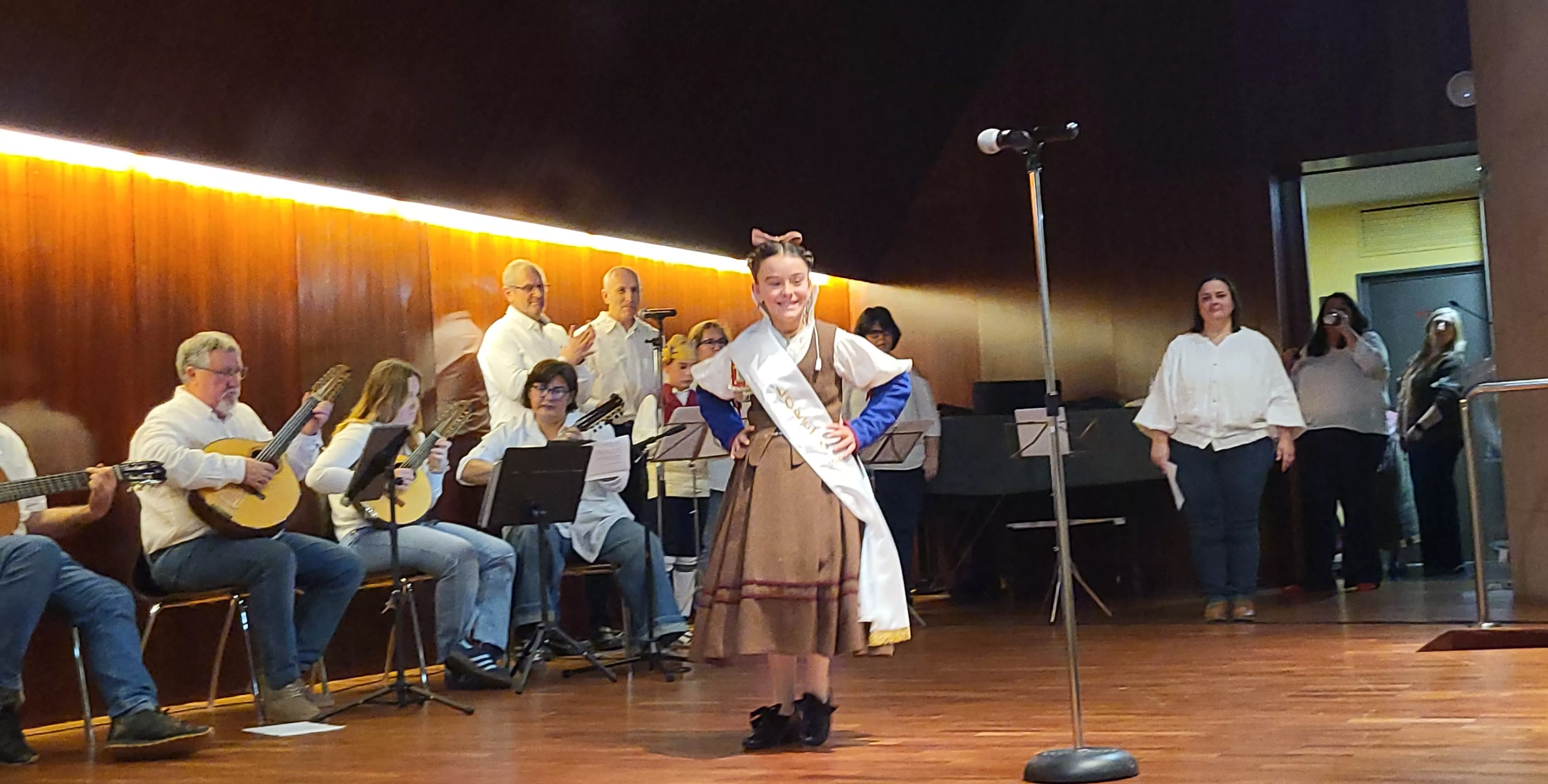 Estirpe de Aragonia celebra las fiestas por la Virgen de Loreto. Foto Mercedes Manterola