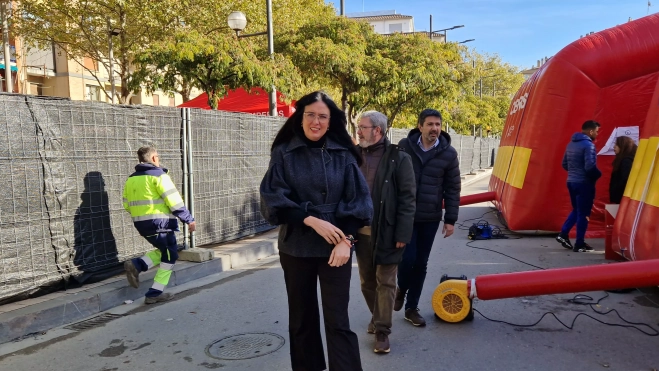 Lorena Orduna, alcaldesa de Huesca. La Plaza Santa Clara este lunes, 1 de diciembre. Foto Myriam Martínez