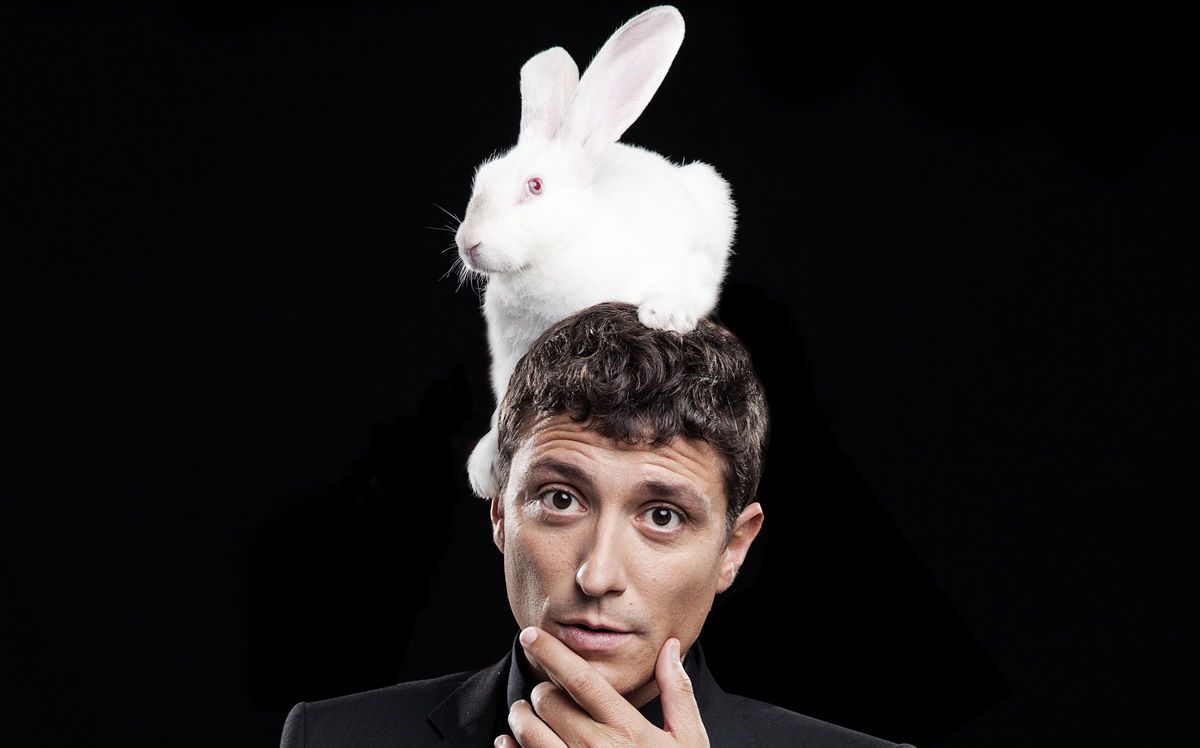 Nacho Diago actúa a las 12:00 horas en el Teatro Victoria.