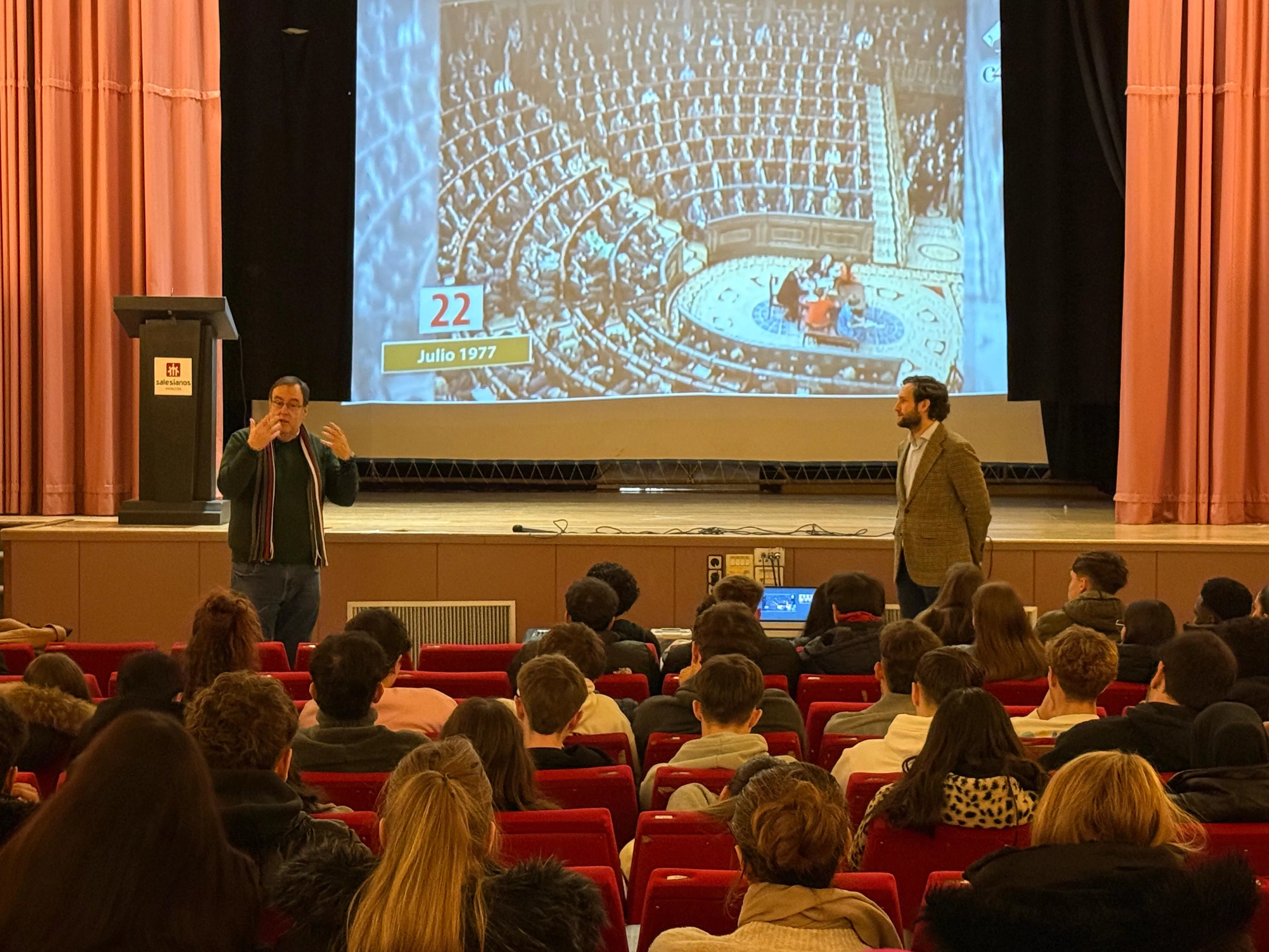 Javier García Antón e Isaac Claver en Salesianos de Monzón