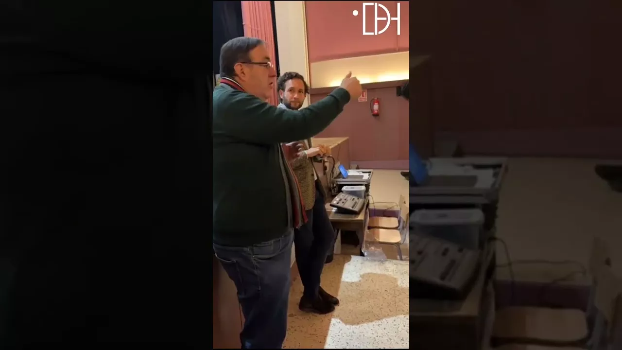 isaac Claver y Javier García Antón dan una charla de la Constitución en Salesianos de Monzón