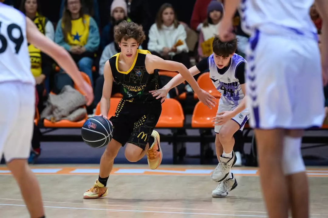Pablo González Pera, jugador CB Canarias. Barbastro tendrá representación en la Minicopa ACB Endesa 2026.