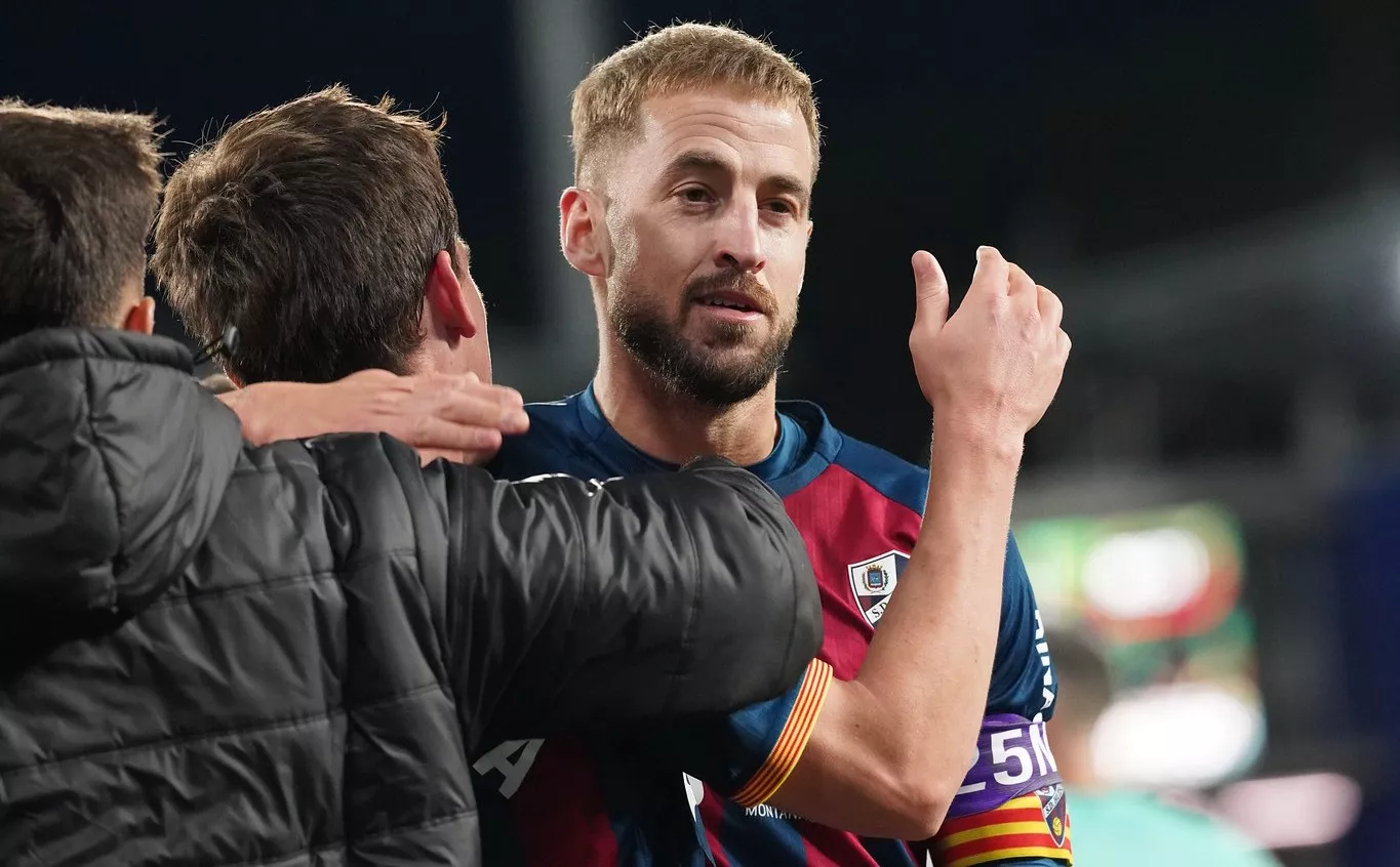 Jorge Pulido en el partido ante el Sporting. Foto: Dani Vidal @fotomaniafut Jorge Pulido en el partido ante el Sporting. Foto: Dani Vidal @fotomaniafut