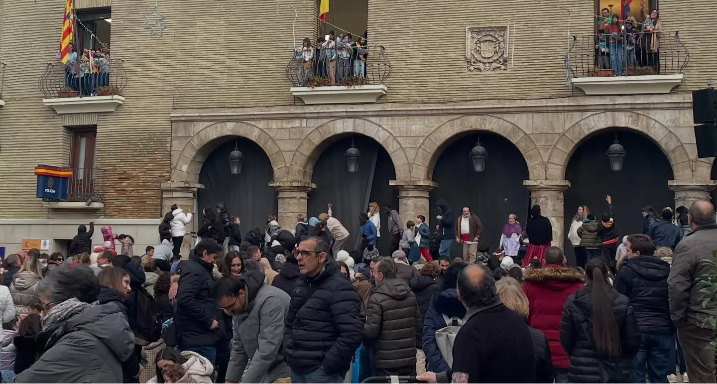 Procesión y representación del Bautizo del Alcalde en Monzón.