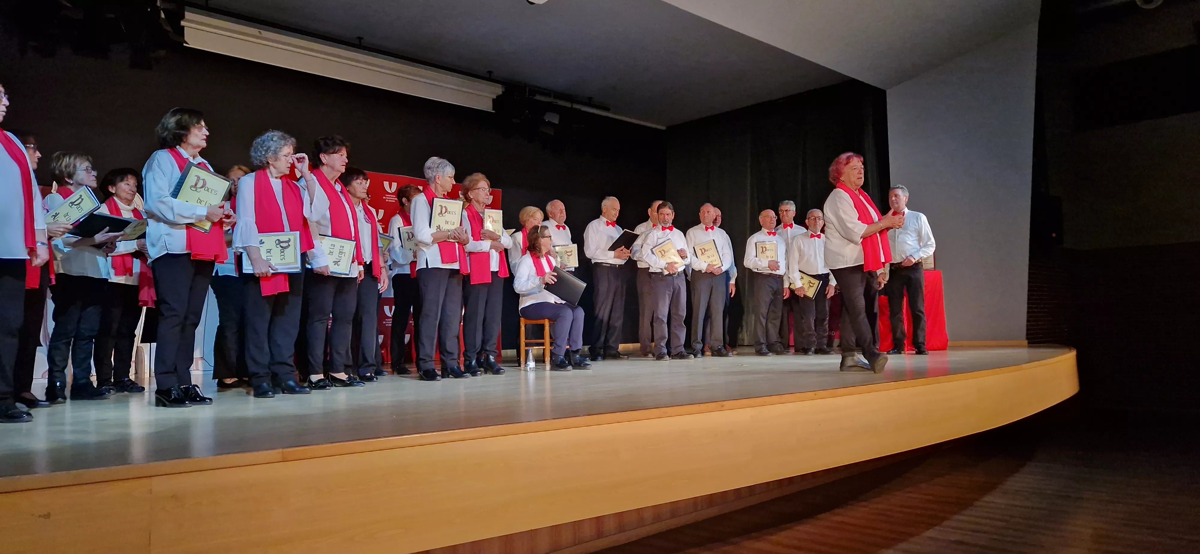 Coro del Hogar de Personas Mayores Ciudad de Huesca. Foto Myriam Martínez