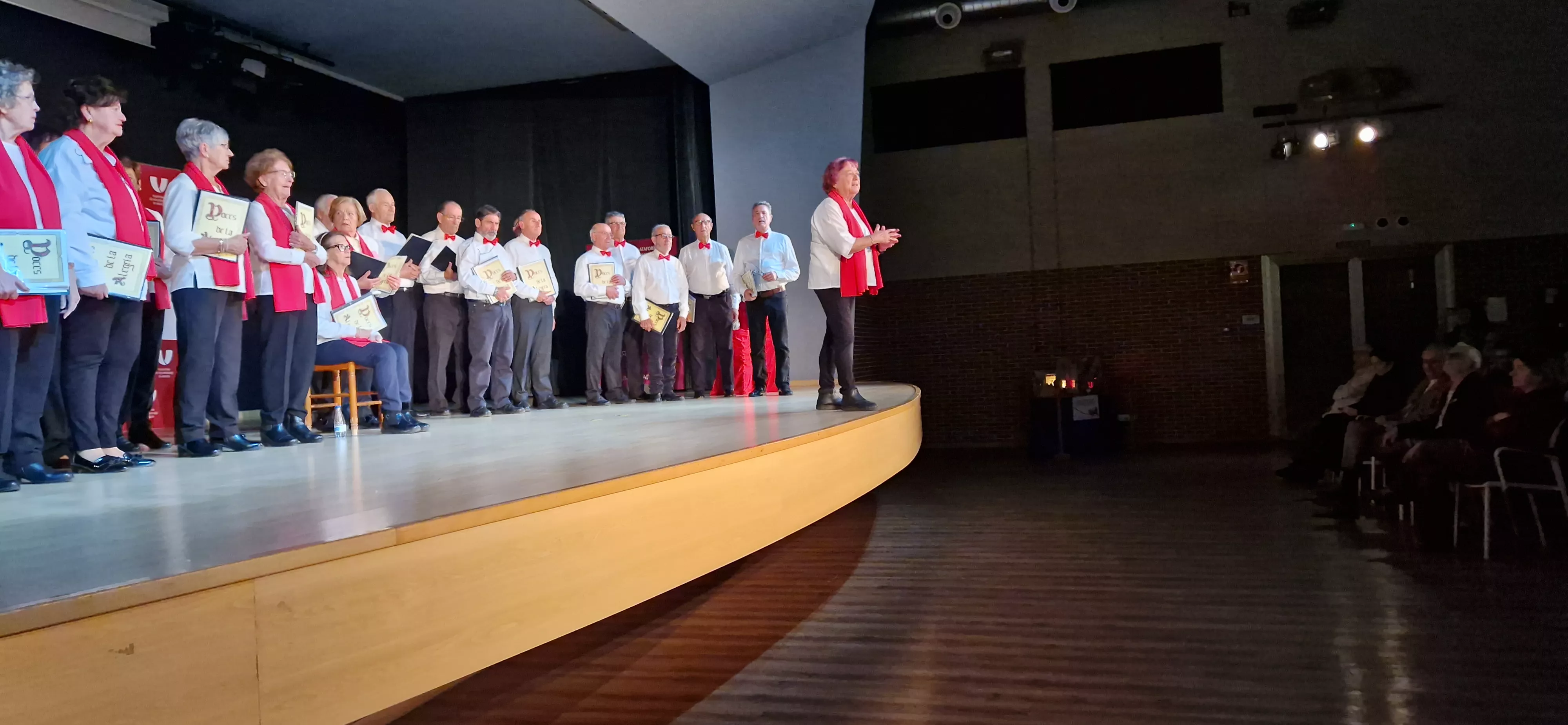 Coro del Hogar de Personas Mayores Ciudad de Huesca. Foto Myriam Martínez