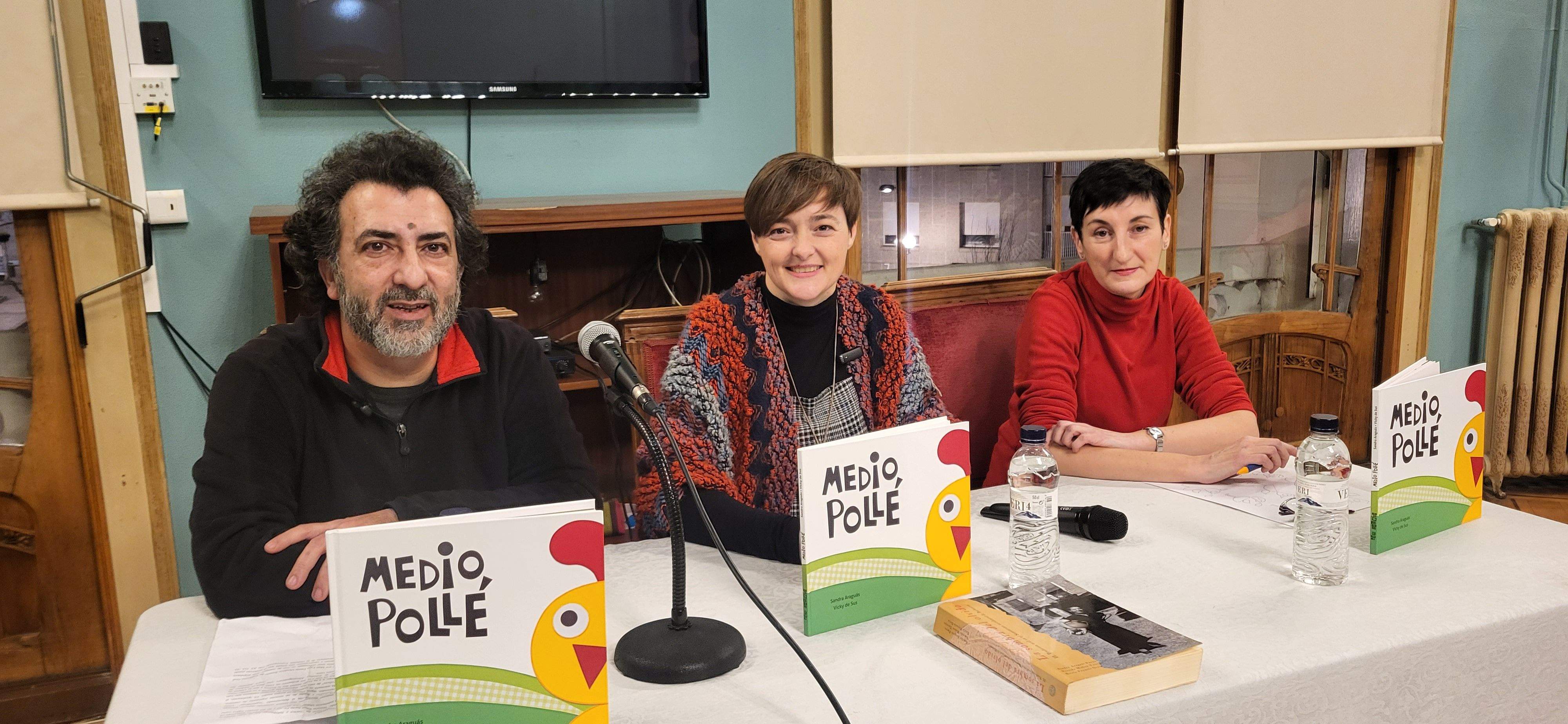 Carlos González, Sandra Araguás y Vicky de Sus. Foto Myriam Martínez