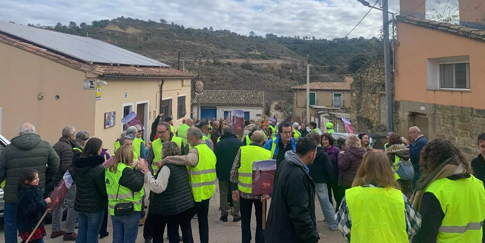 Movilización por la reforma urgente la A-125 que conecta Ayerbe, Biscarrués y Ardisa